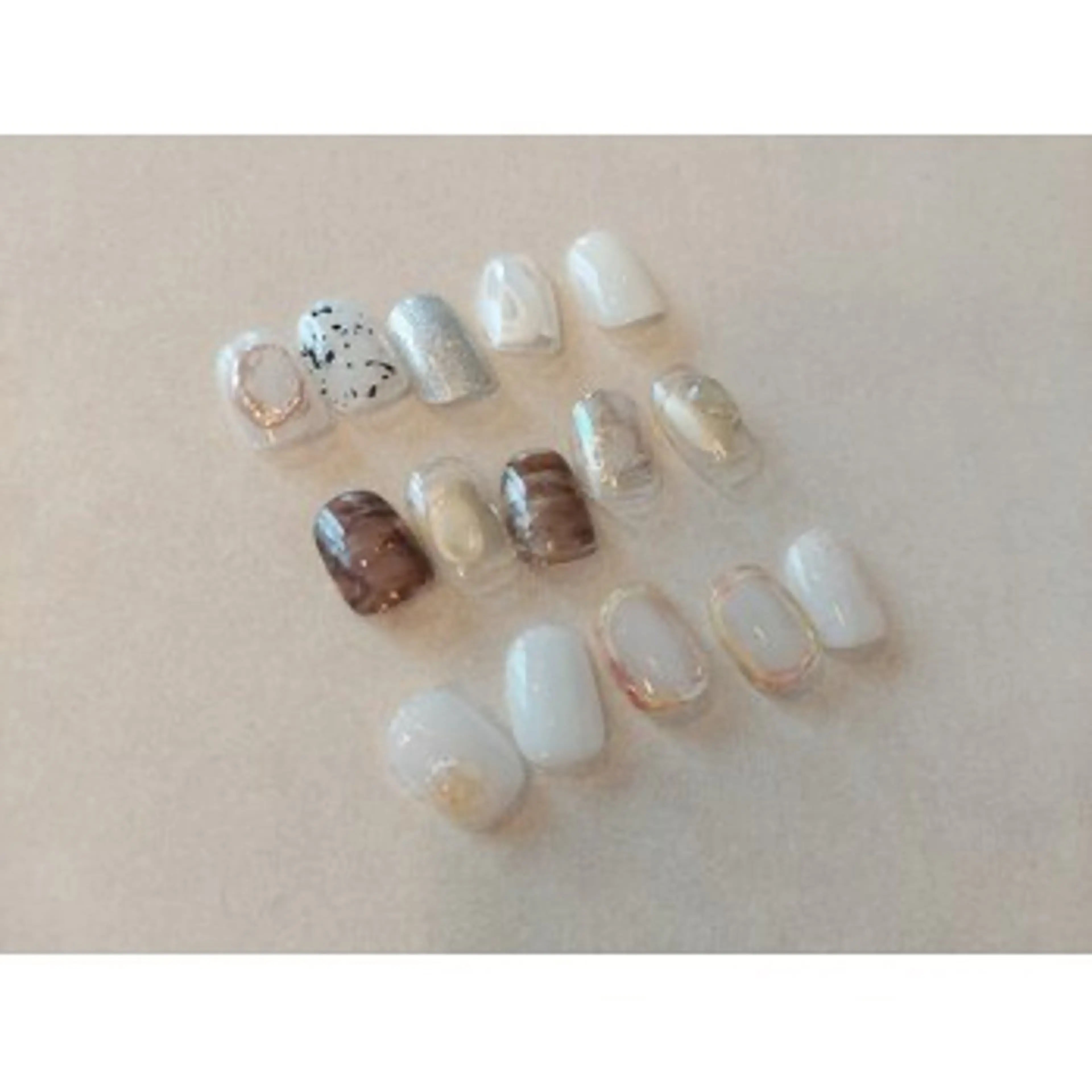 ネイル Rosanna 川越の眉毛・アイブロウイメージ