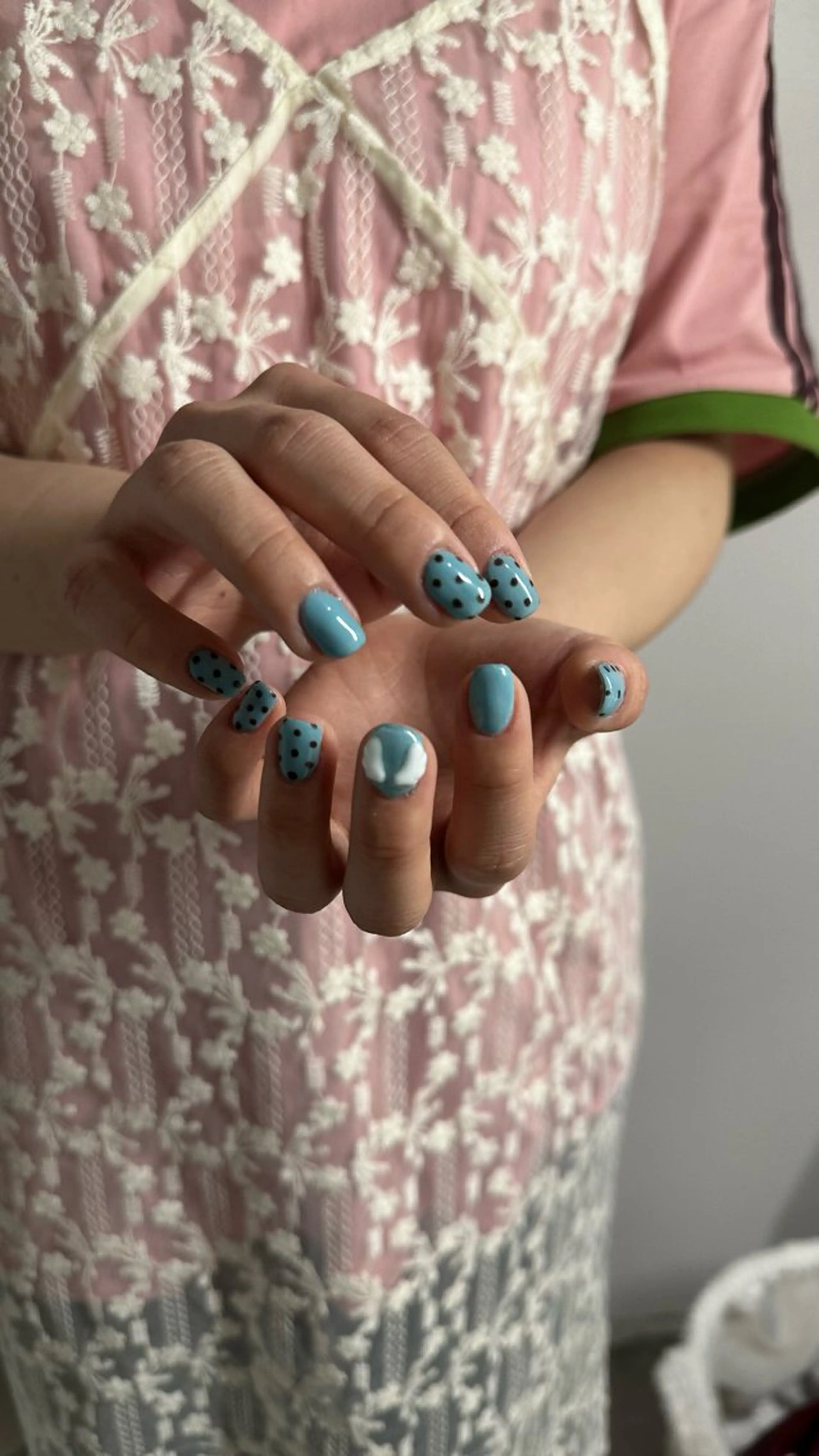 ネイル しおん⭐︎立川 sofaネイリストのネイルデザイン