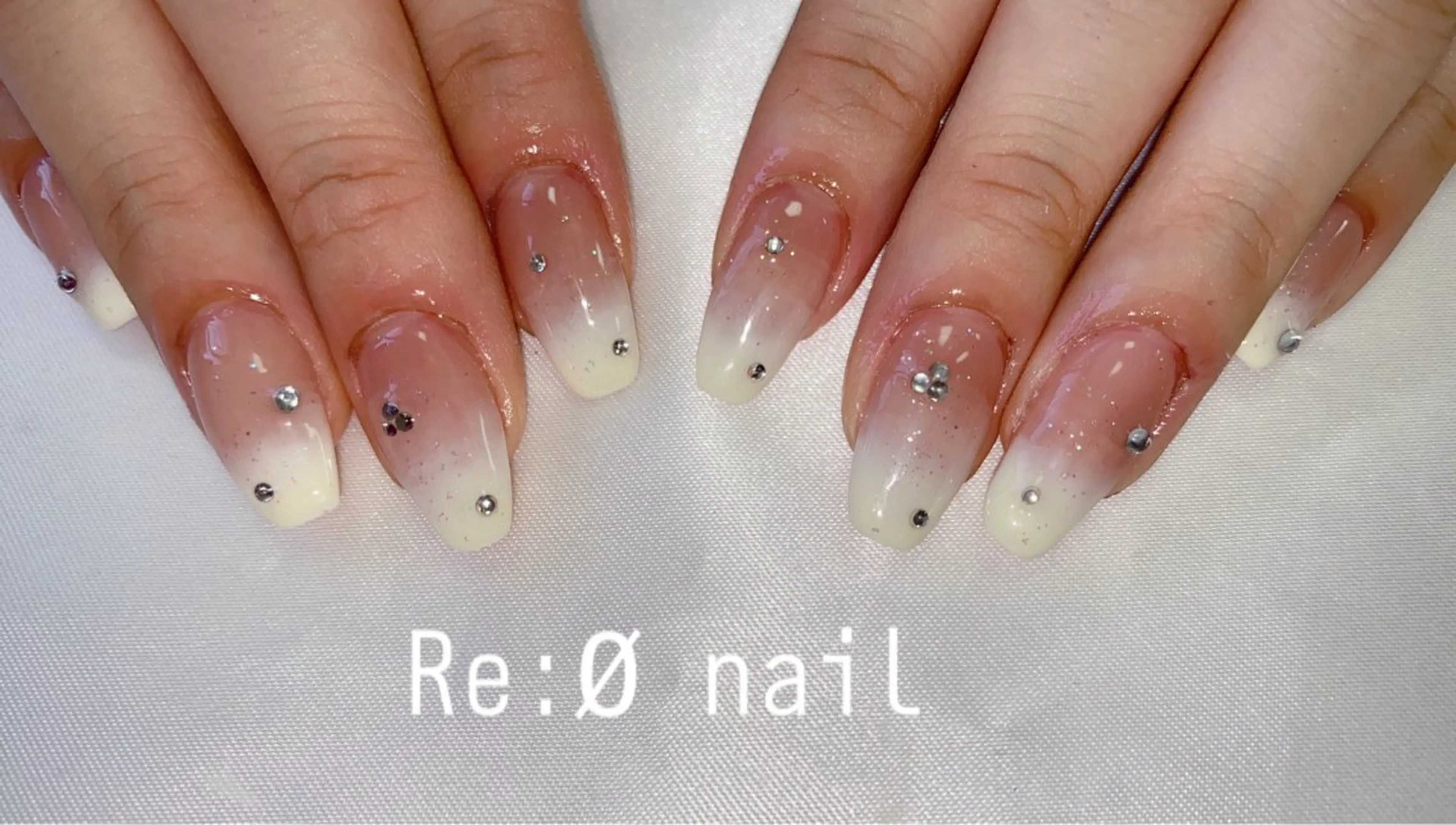 ネイル グラデーション ハンドネイル Re:Ø nail 🩵TSUJIのネイルデザイン