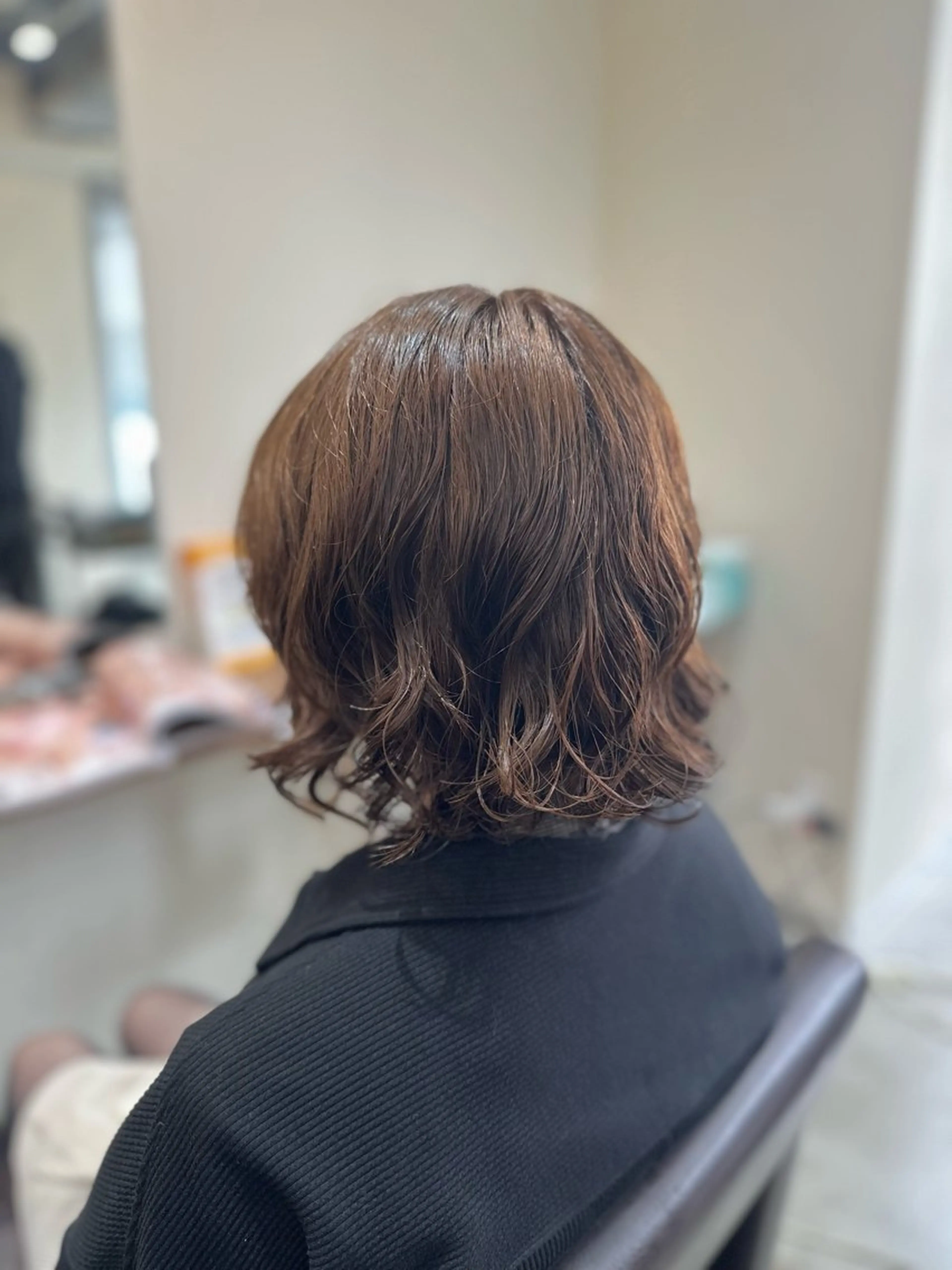 ミディアム カラー パーマ カット パーマ トリートメント ヘッドスパ 巻けるケア縮毛矯正✨ ケアカラー✨山下のヘアスタイル