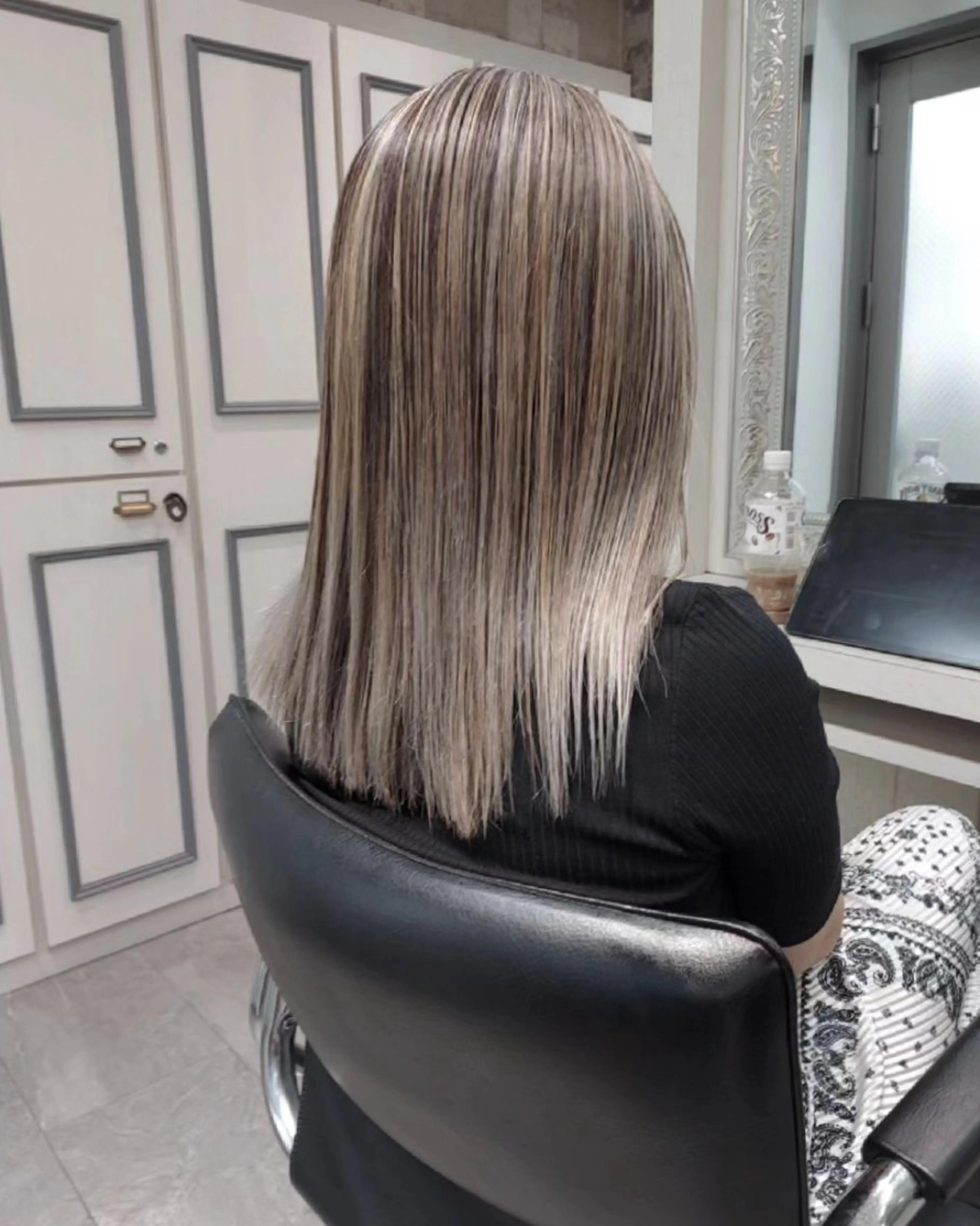 セミロング カラー ハイライトカラー ハイライト ヘアカラー トリートメント grow上野御徒町【グロウ】所属・ブリーチ・ハイトーン 特化🎉内山のヘアスタイル