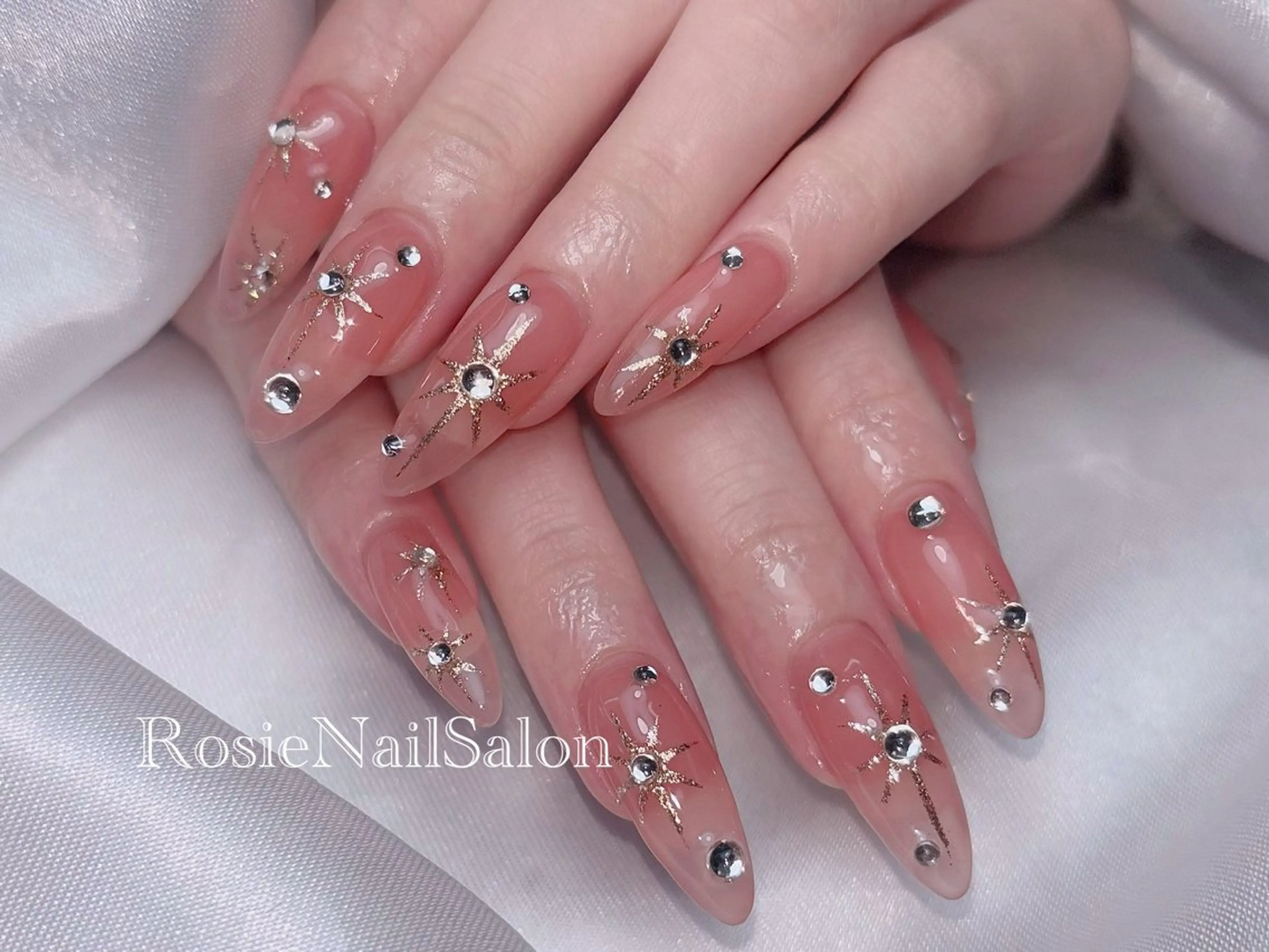 ネイル Rosie Nail サロン南越谷のネイルデザイン