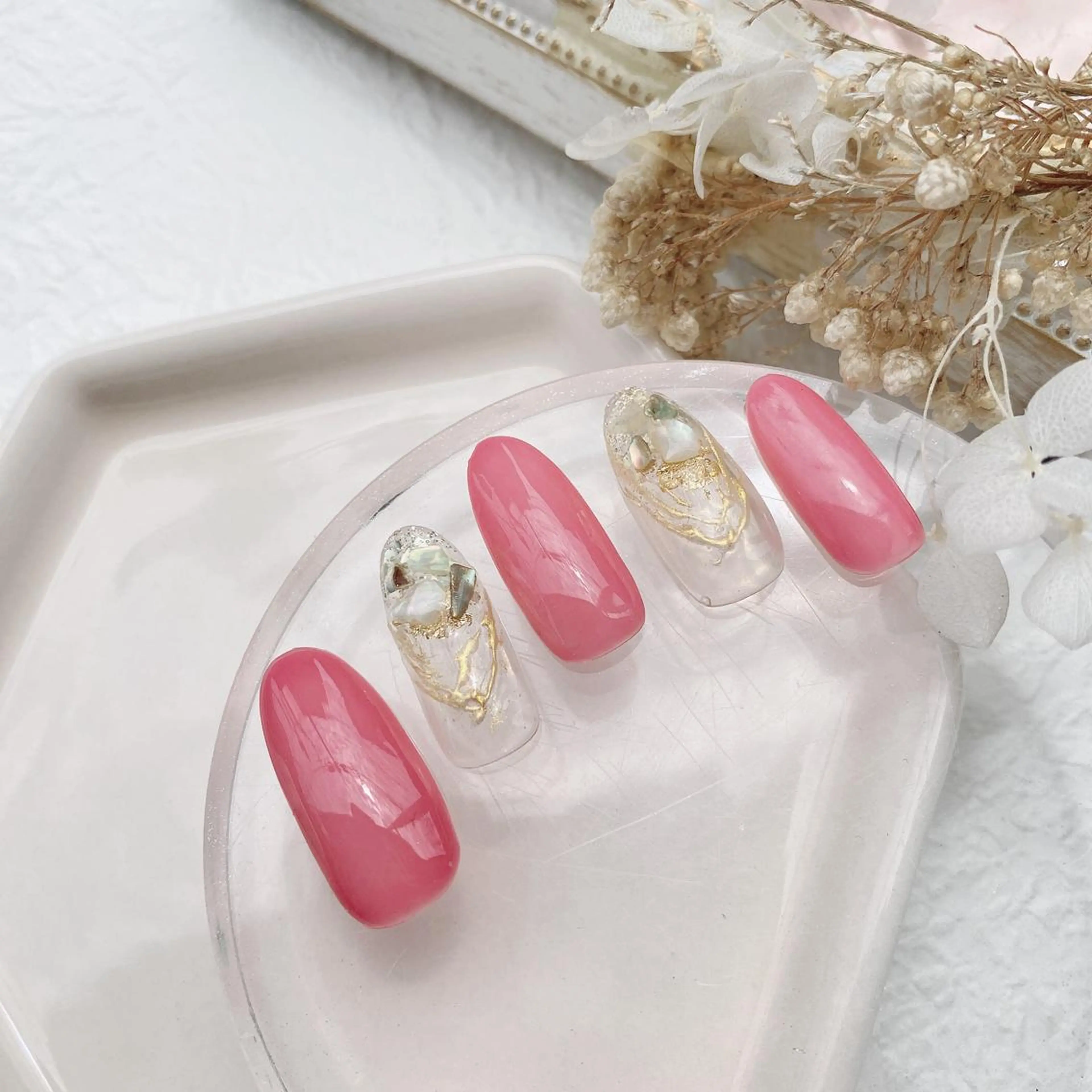 ネイル 【育児休暇中】今中 沙季のネイルデザイン