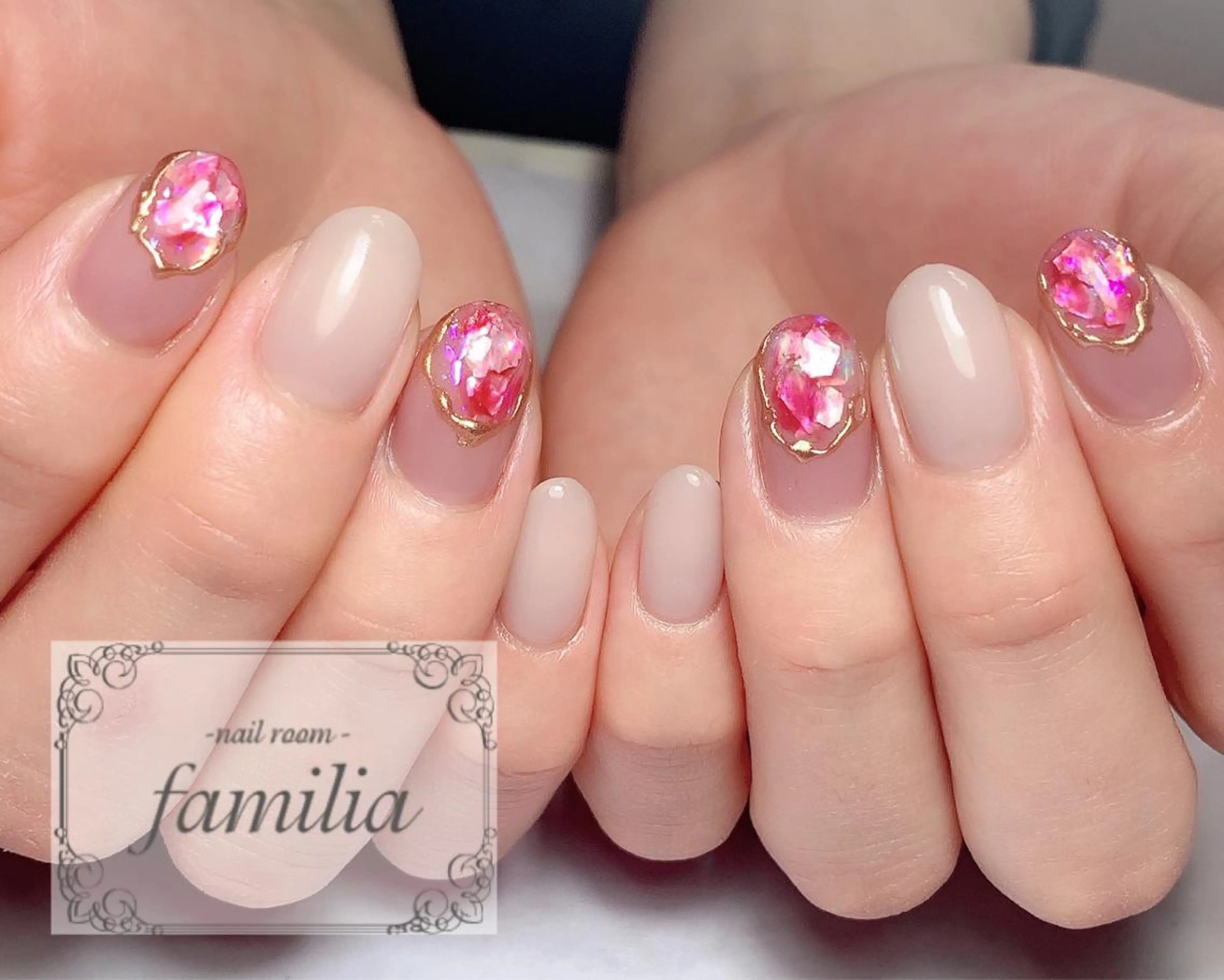 ネイル -nailroom- familiaのネイルデザイン