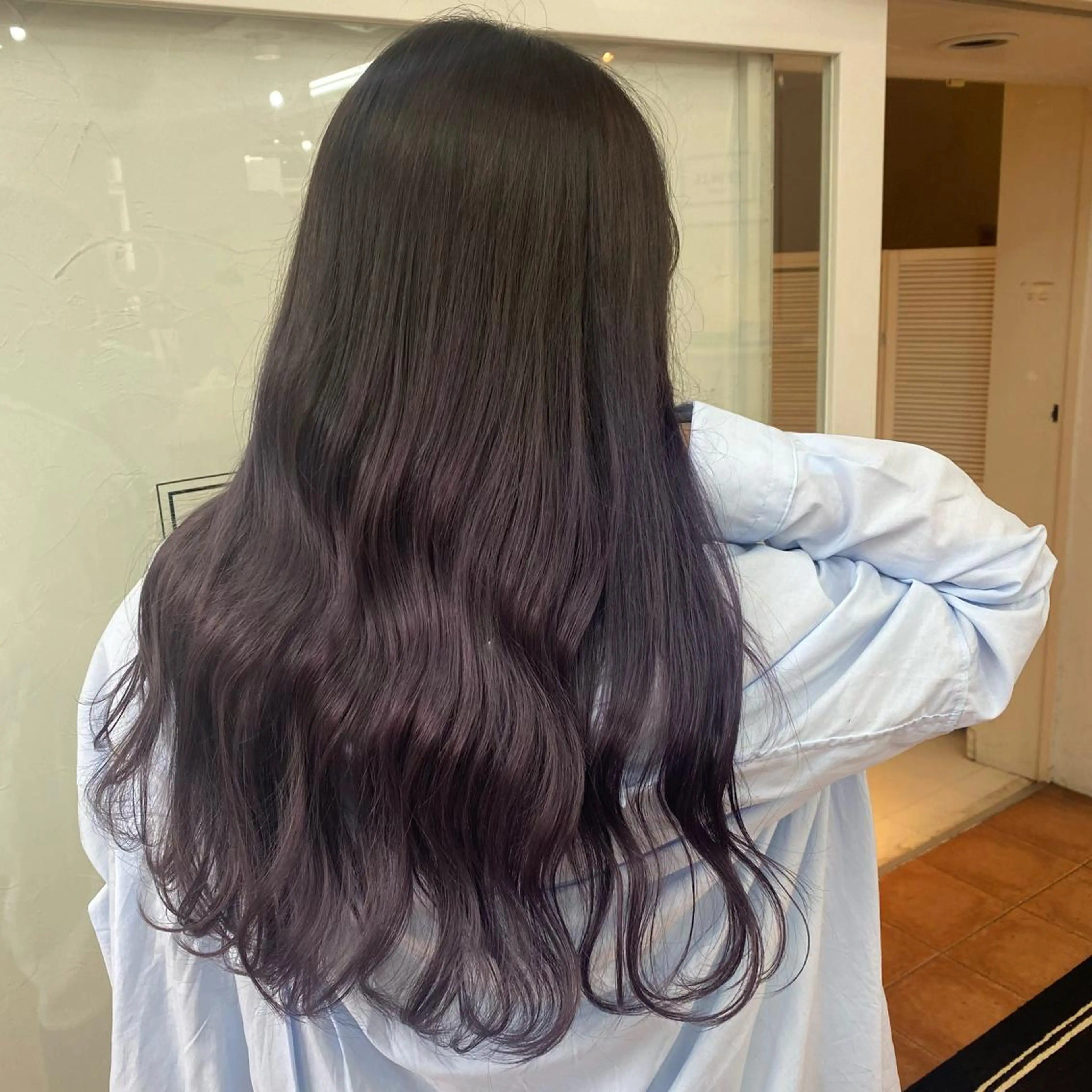 ロング カラー Miyu's所属・juri .のヘアスタイル