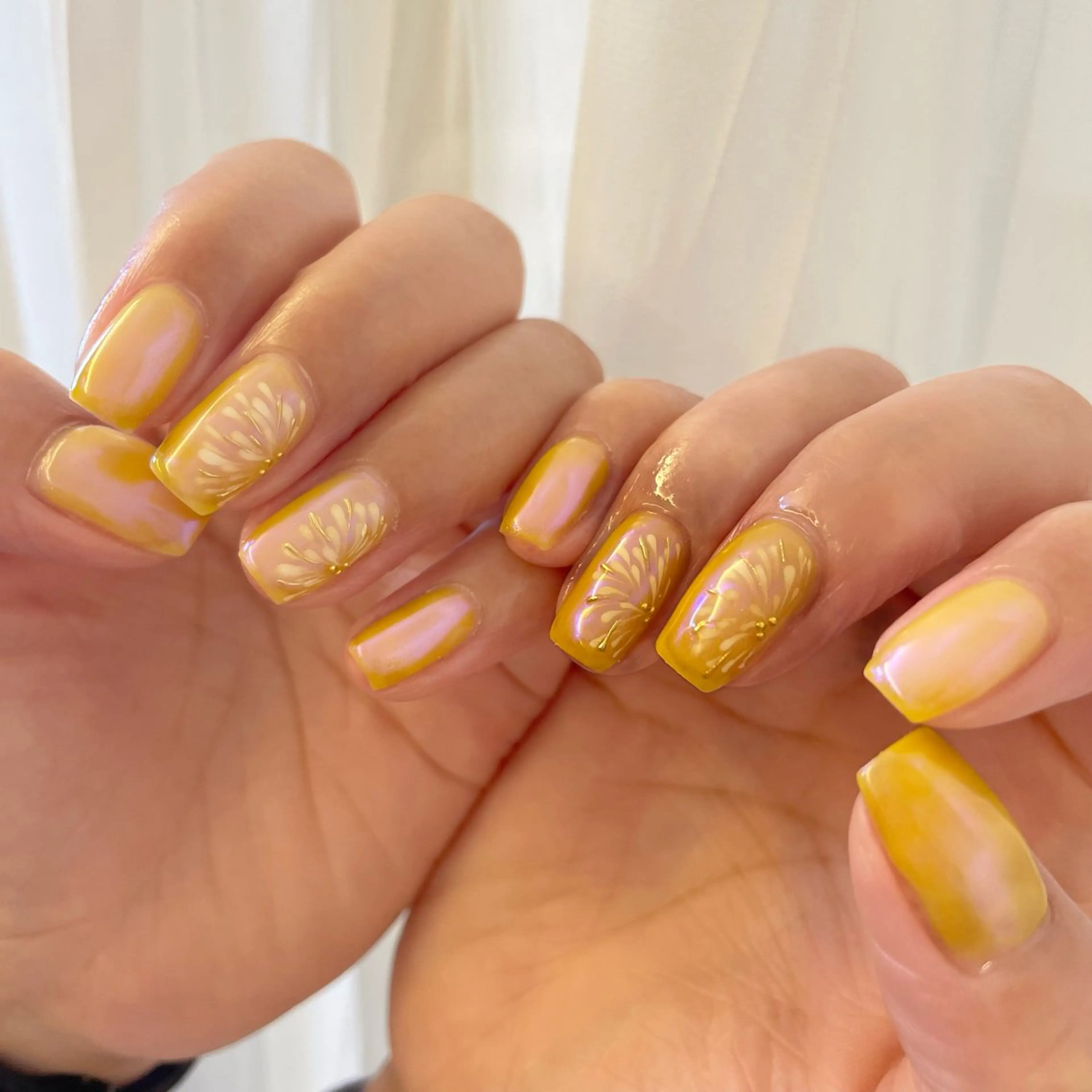 ネイル フラッシュネイル マグネットネイル Agapi所属・Agapi💐 momoのネイルデザイン