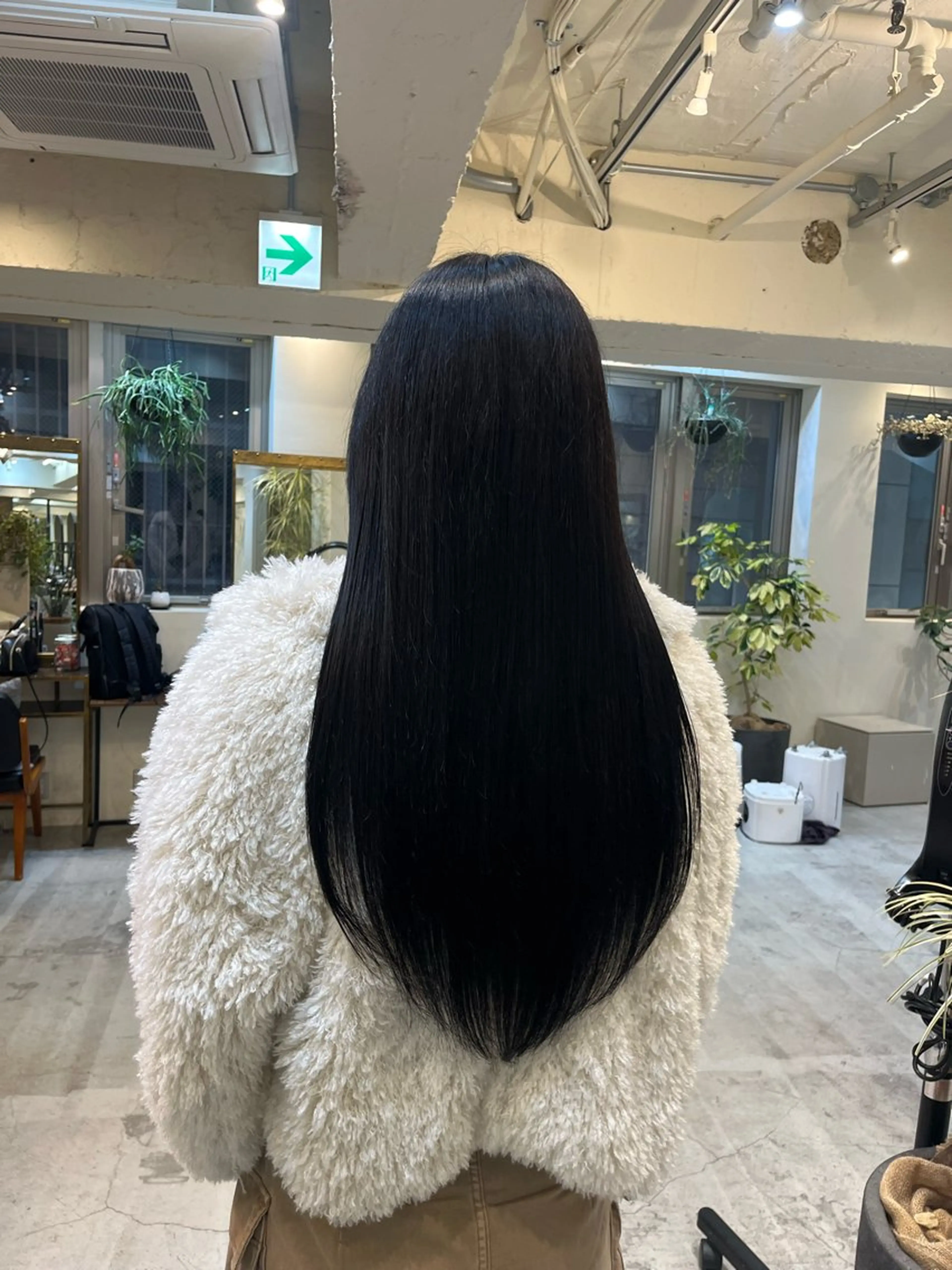 ロング 韓国レイヤーカット/ ハイトーン/マアヤのヘアスタイル