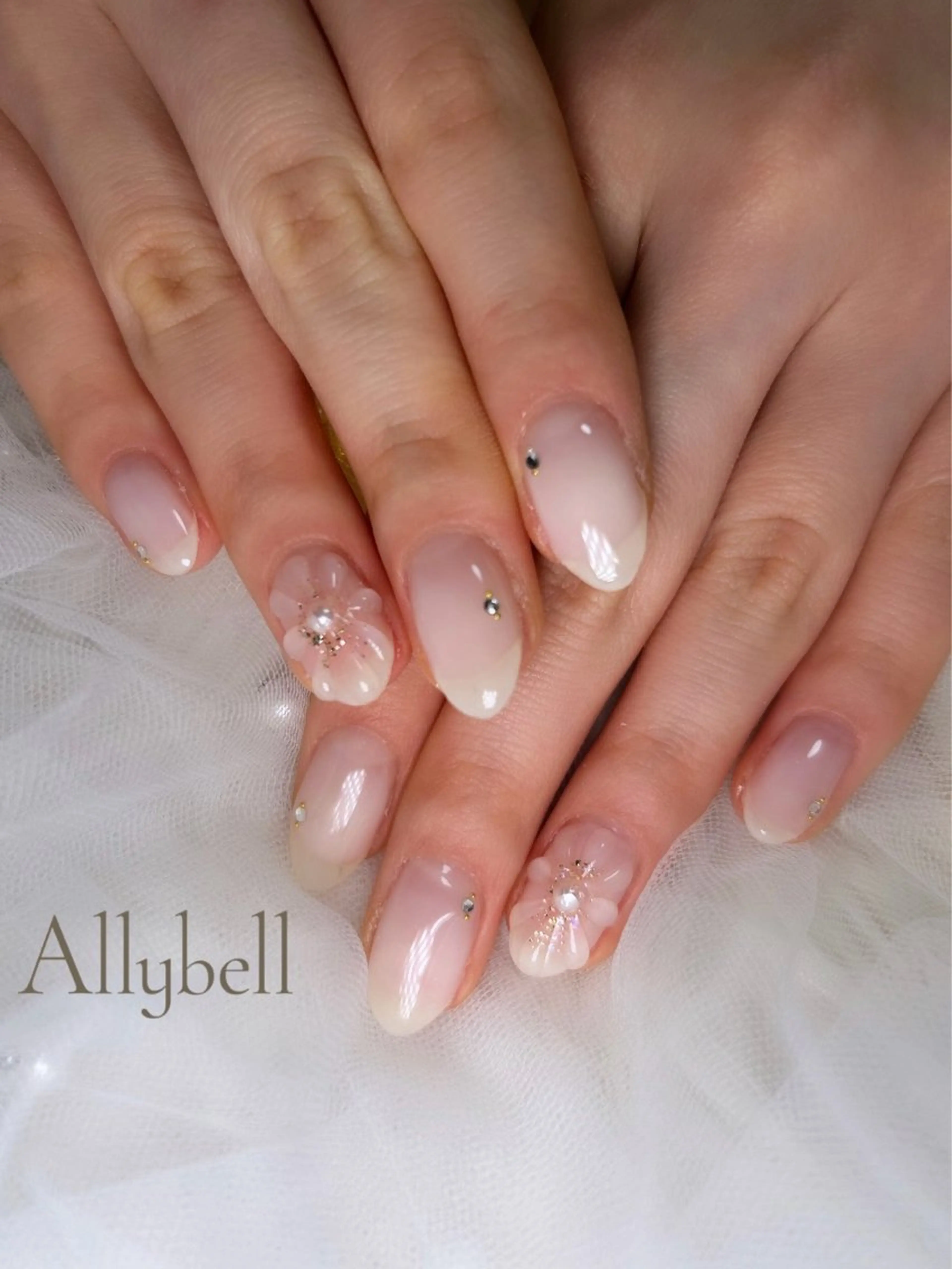 ネイル Allybell🫧 yuriのネイルデザイン