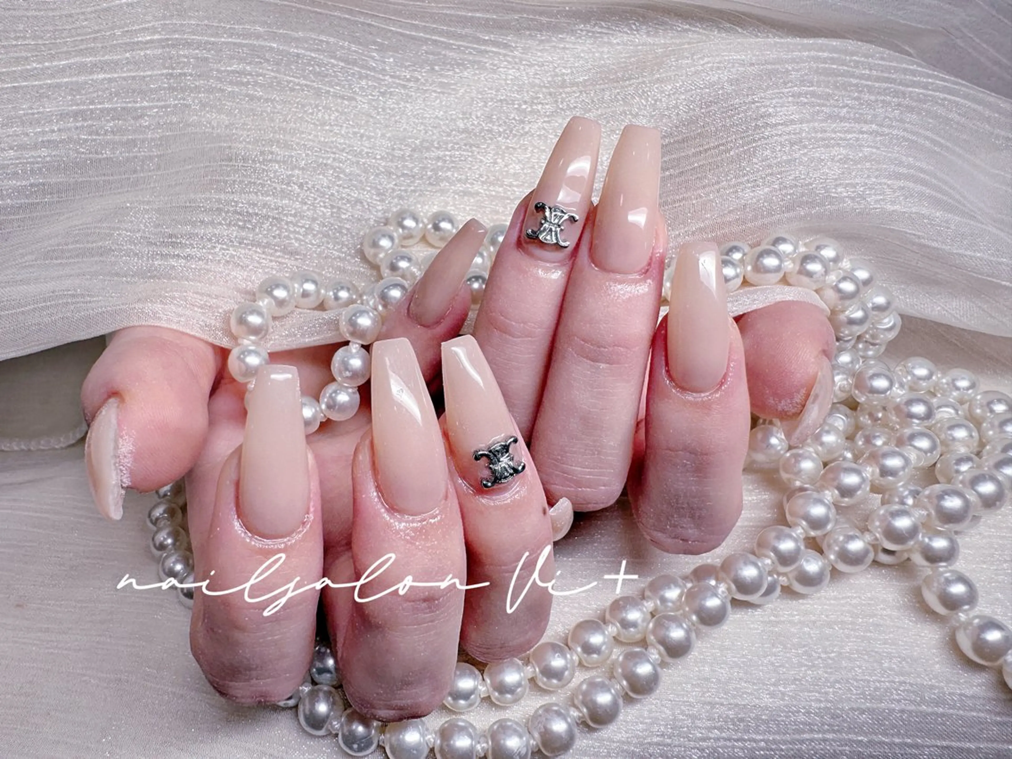 ネイル ハンドネイル ✨Nailsalon Vi+✨のネイルデザイン