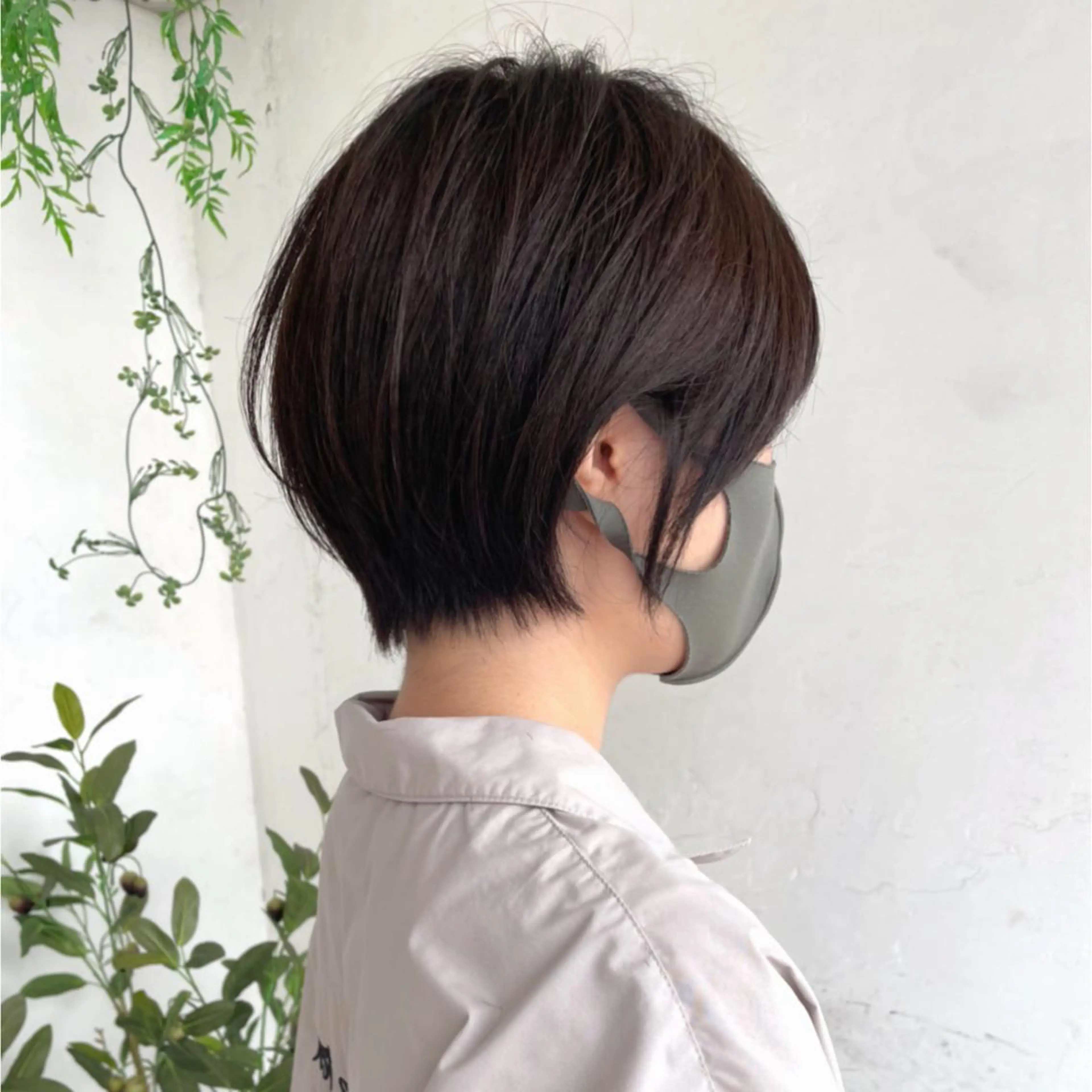 ショート カラー ショートボブ ハンサムショート 丸みショート デザインカラー ハイライトカラー カット ヘアカラー トリートメント 京都大人女性ショート 徒歩1分/秋山のヘアスタイル