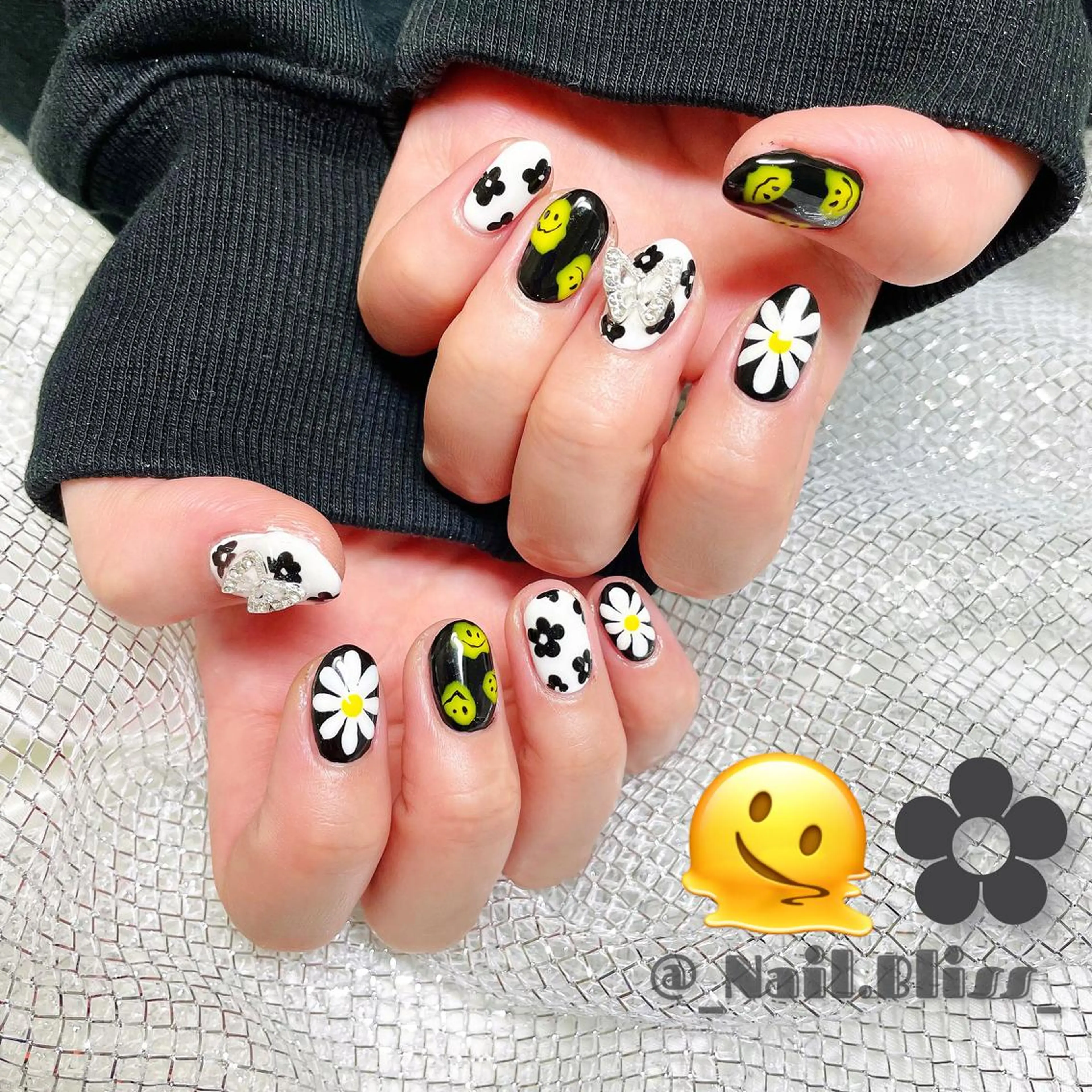ネイル ハンドネイル NAIL BLISSのネイルデザイン
