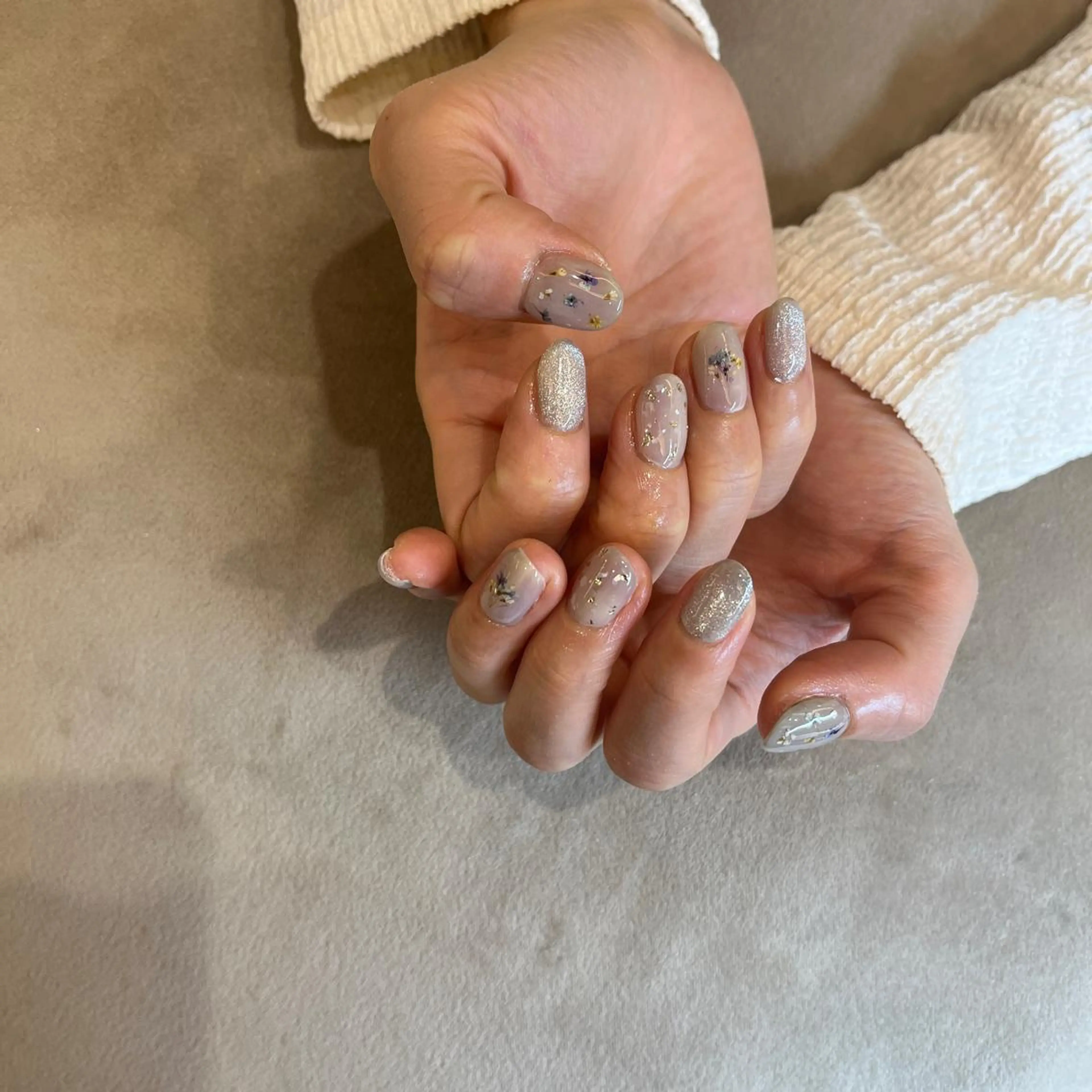 ネイル マグネットネイル 春ネイル フリーランス¨̮⃝ ネイリストOKADAのネイルデザイン