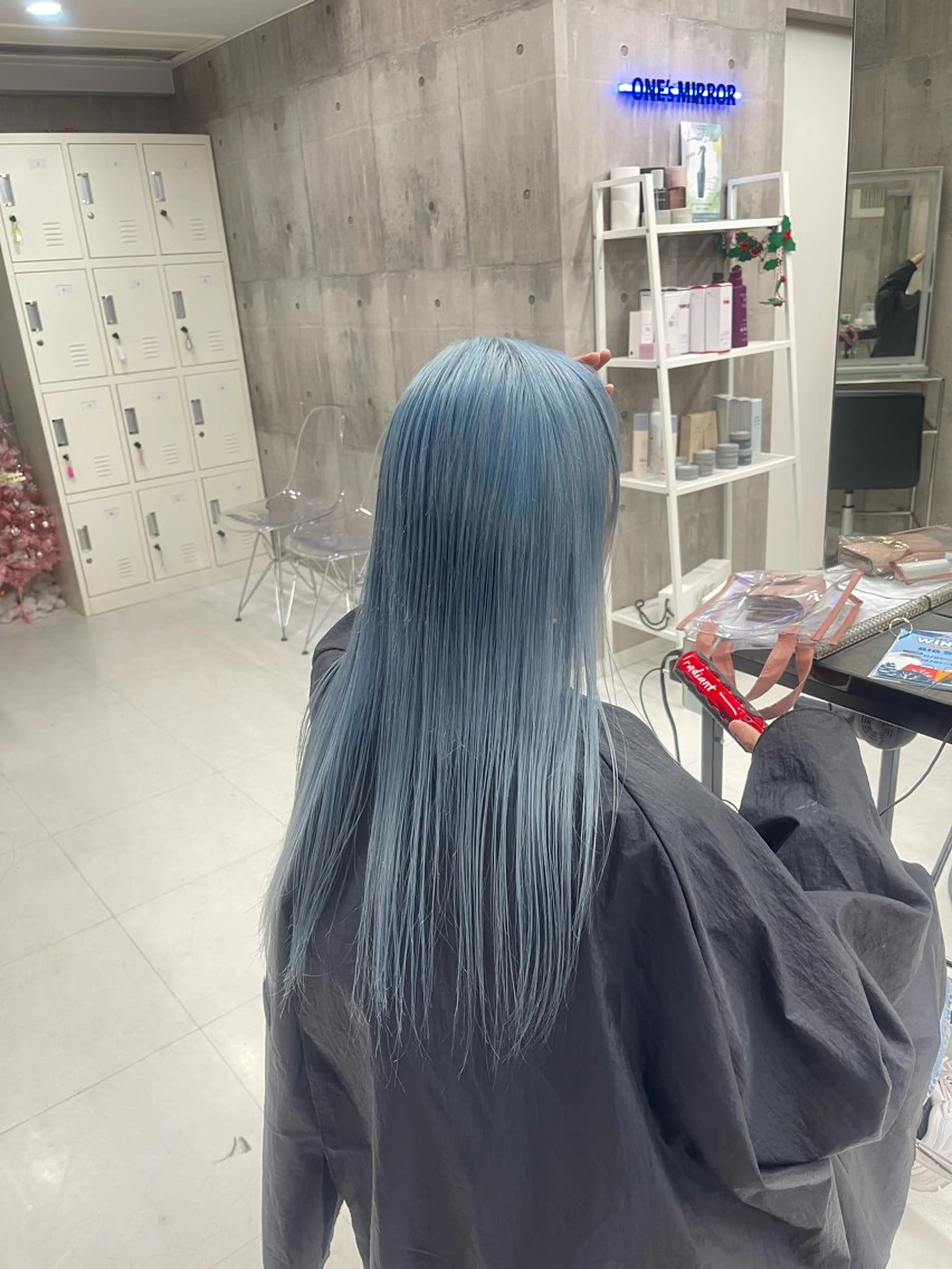 セミロング カラー パーマ ヘアアレンジ メンズ キッズ レイヤーの魔術師 𓍼takumi𓍼のヘアスタイル