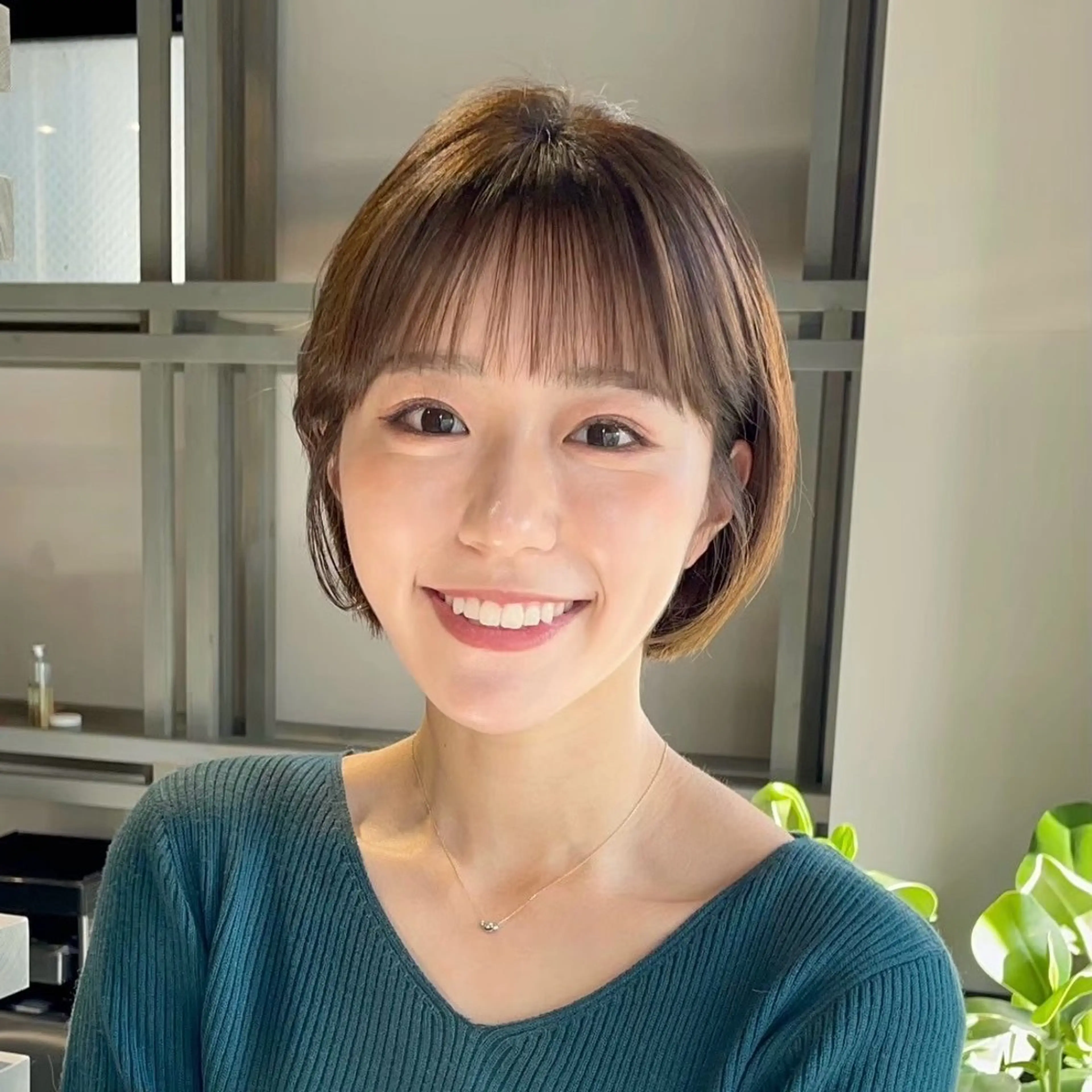 ショート ハイライト 髪質改善 レイヤーカット ショートヘア また会いたくなる 美容師【KENTA】のヘアスタイル