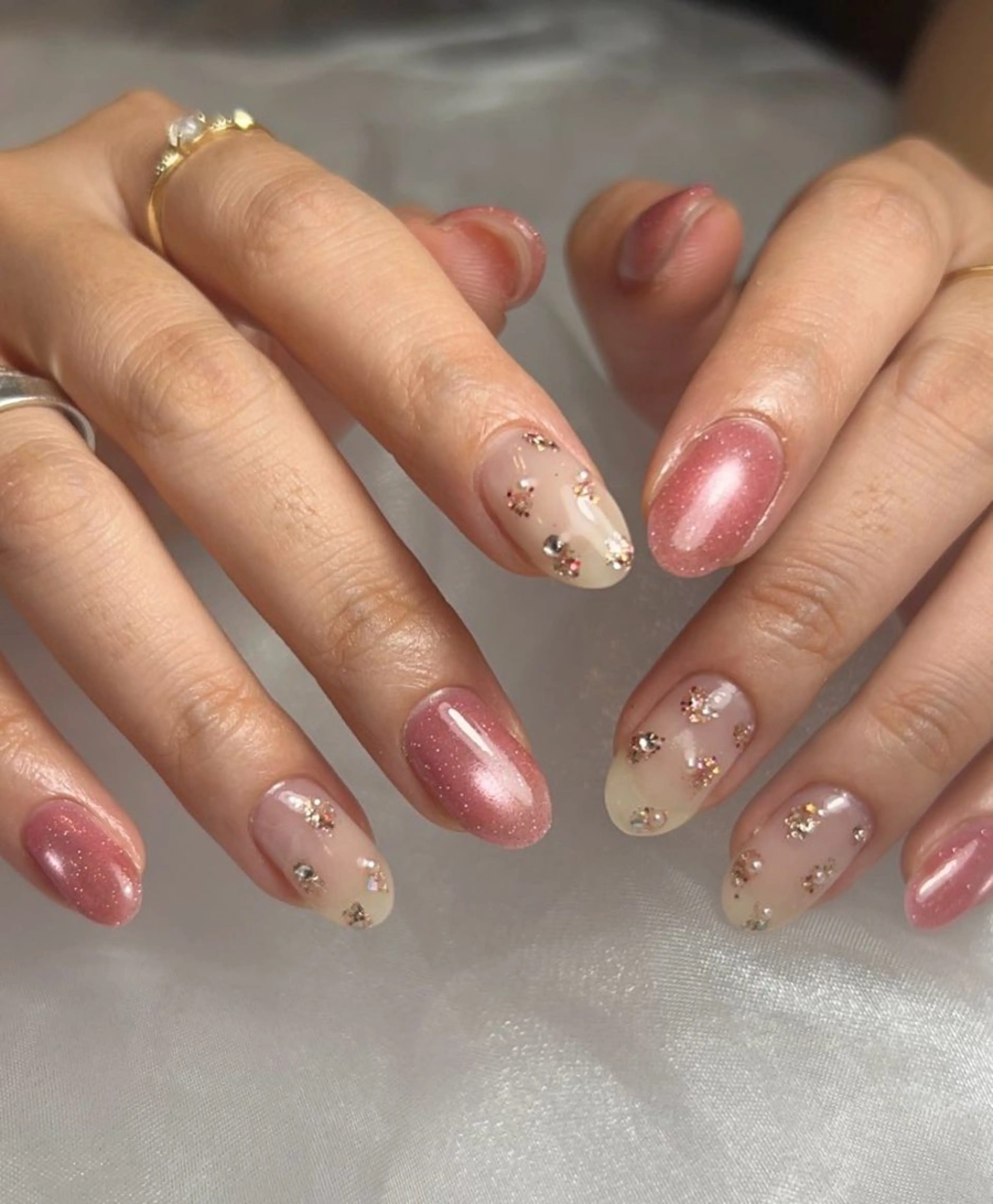 指先にアクセントをプラス🌼3​〜​4本*mini art️ / オフ無の写真