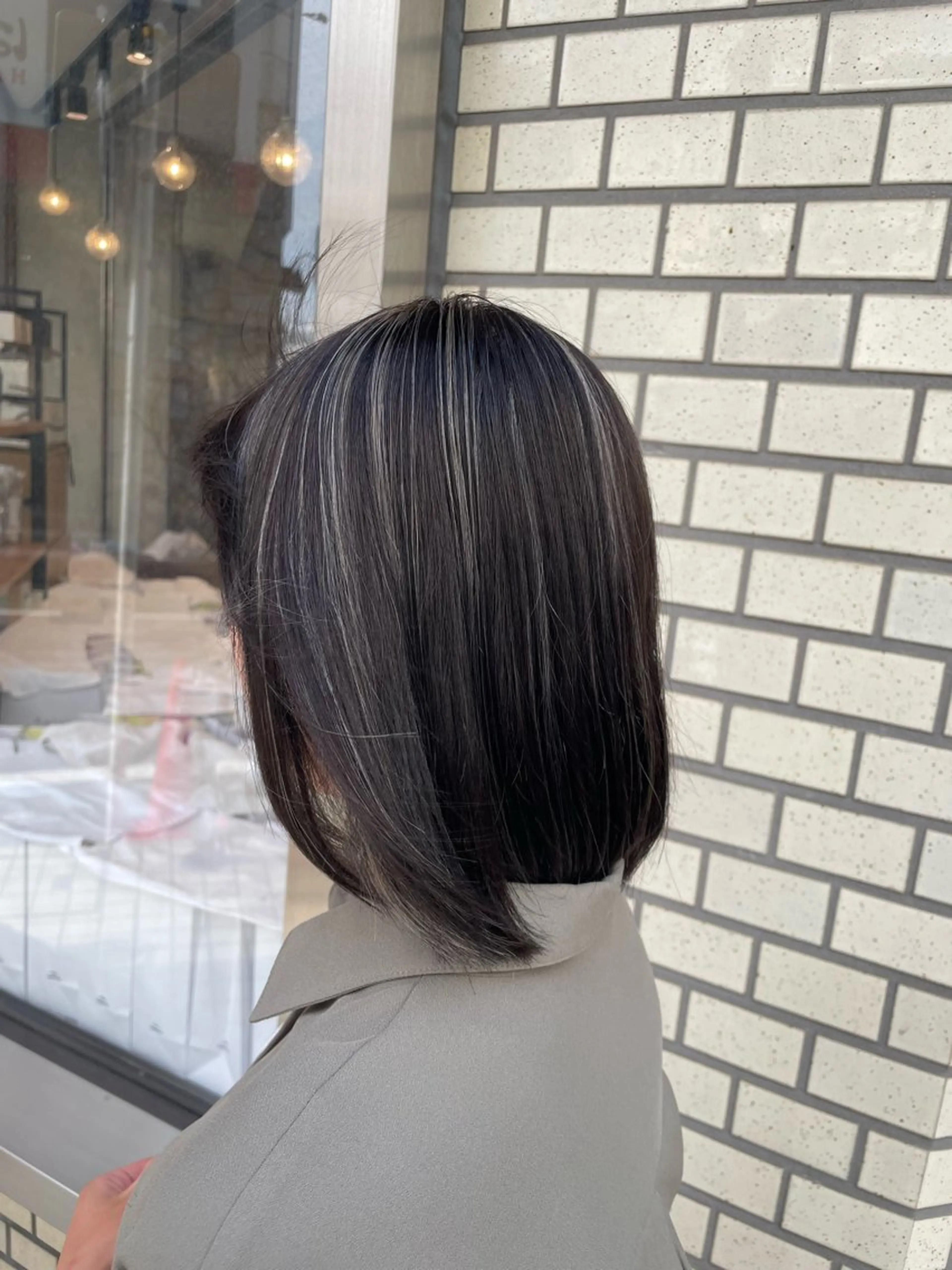 ミディアム 🌈デザインカラー MISAKI🐰のヘアスタイル