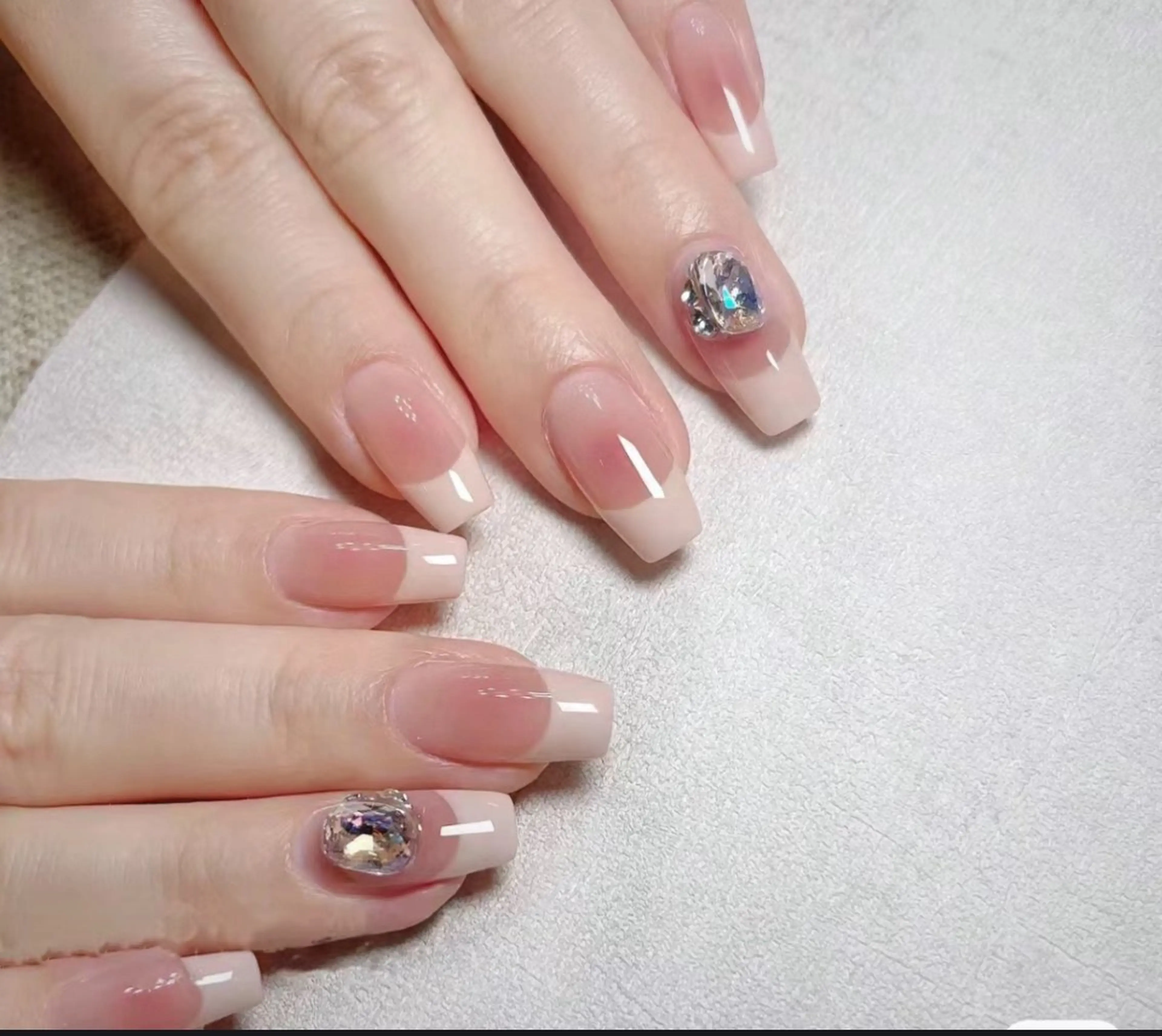 ネイル チークネイル フレンチネイル ToliyDeliy Nail Salonのネイルデザイン