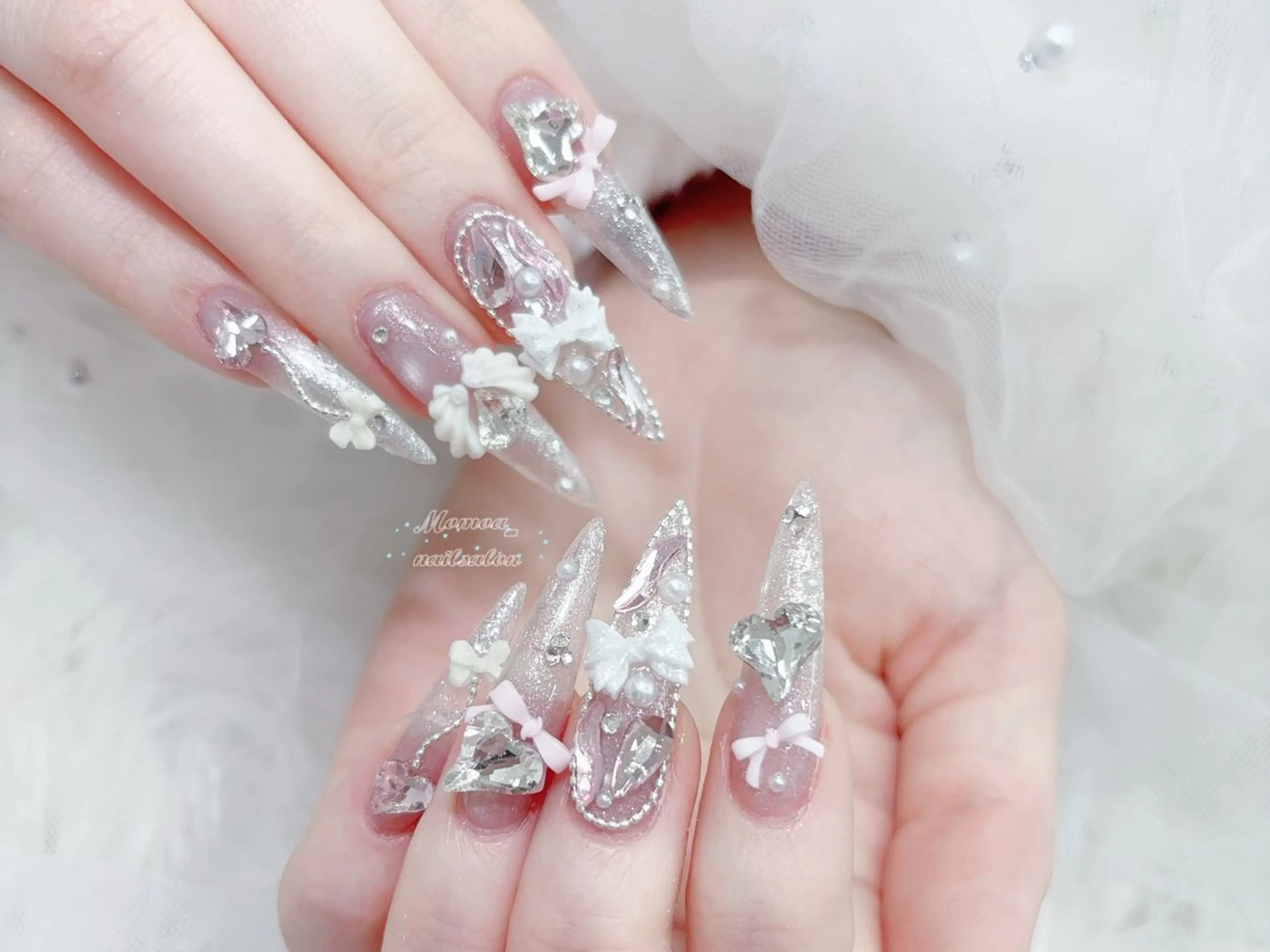 ネイル 成人式 マグネットネイル 大理石ネイル(マーブル) リボン 夏ネイル ハンドネイル MoMoA Nail ネイル長さ出し専門店のネイルデザイン