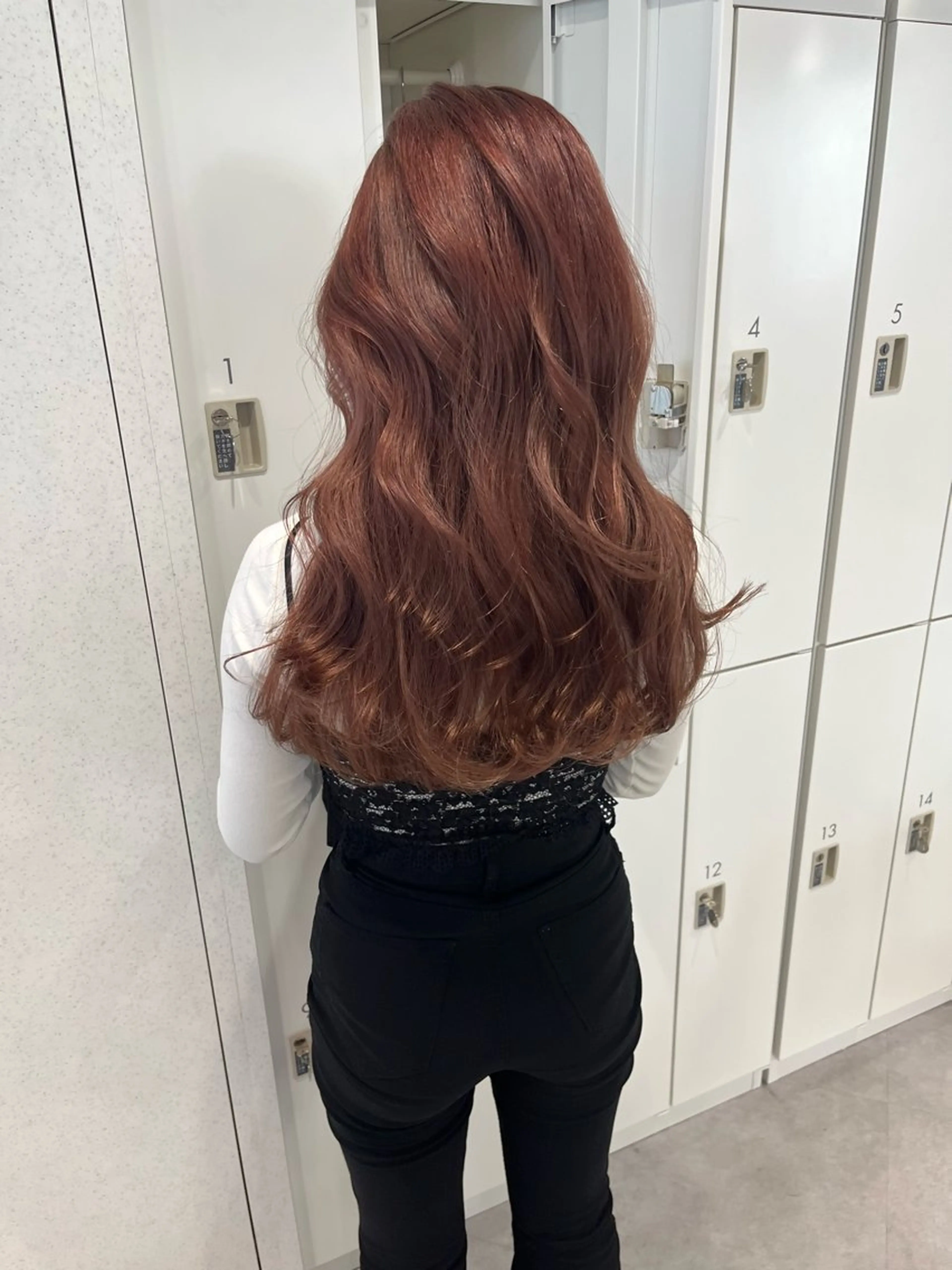 ロング カラー ベージュカラー ブリーチ ケアブリーチ ピンクカラー ピンクベージュ カット ヘアカラー トリートメント 韓国ハッシュカット/ 新宿/髪質改善/岡崎のヘアスタイル