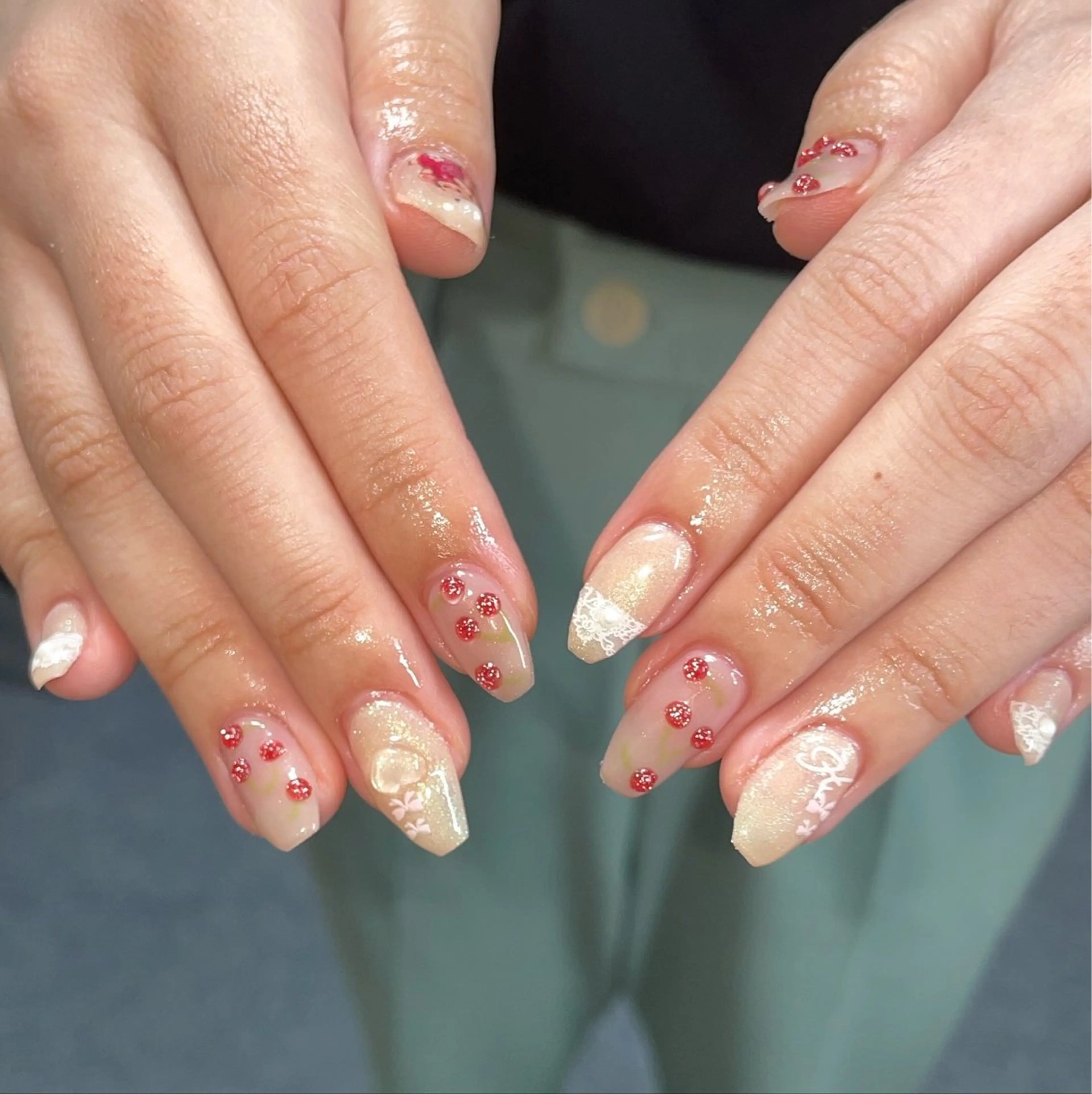ネイル ガーリー レース ハンドネイル ハンドケア 🎀NAIL🎀 AI🪄︎︎◝✩のネイルデザイン