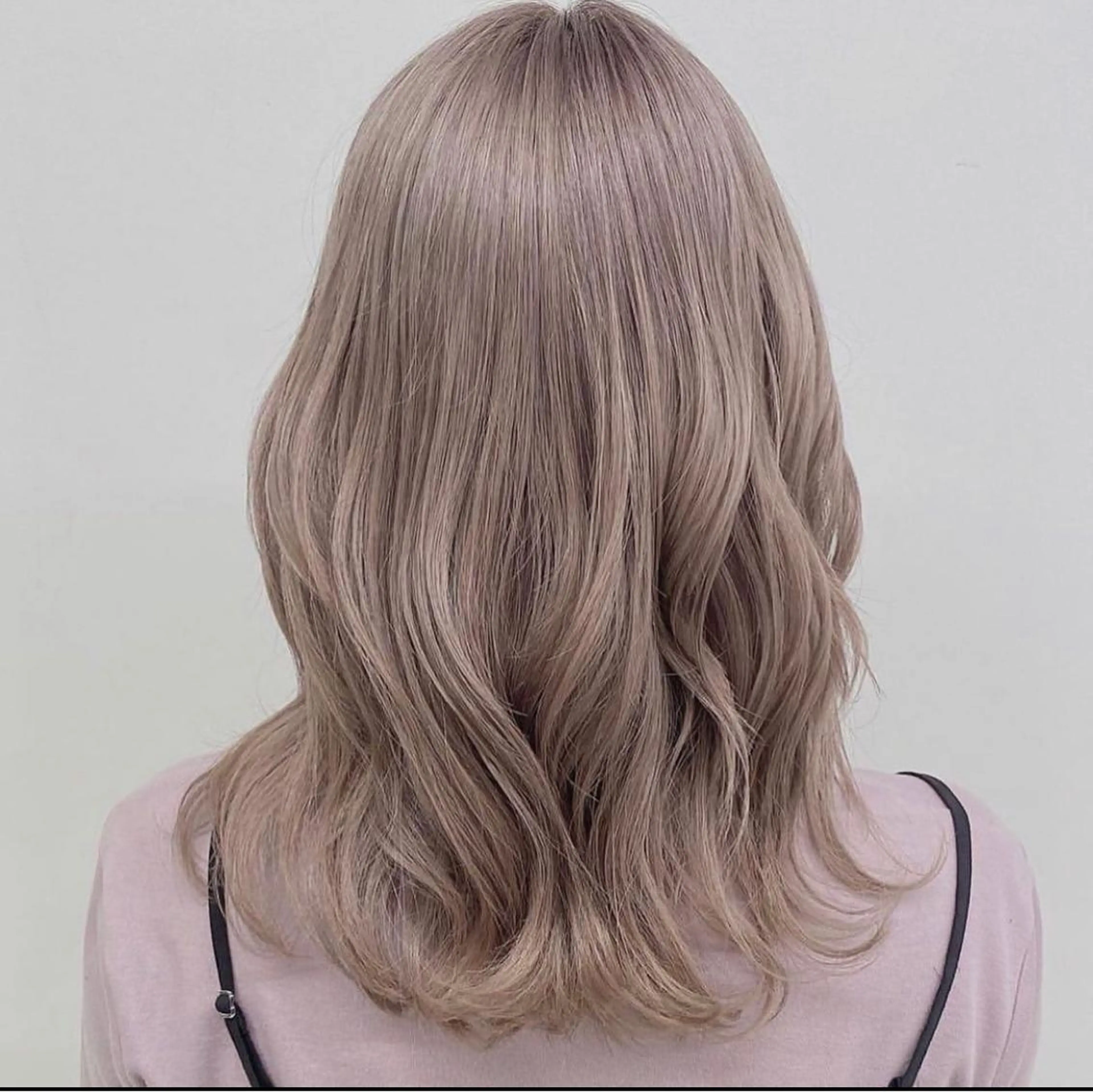 セミロング カラー ☁️グレージュカラー TAKUYA☁️のヘアスタイル