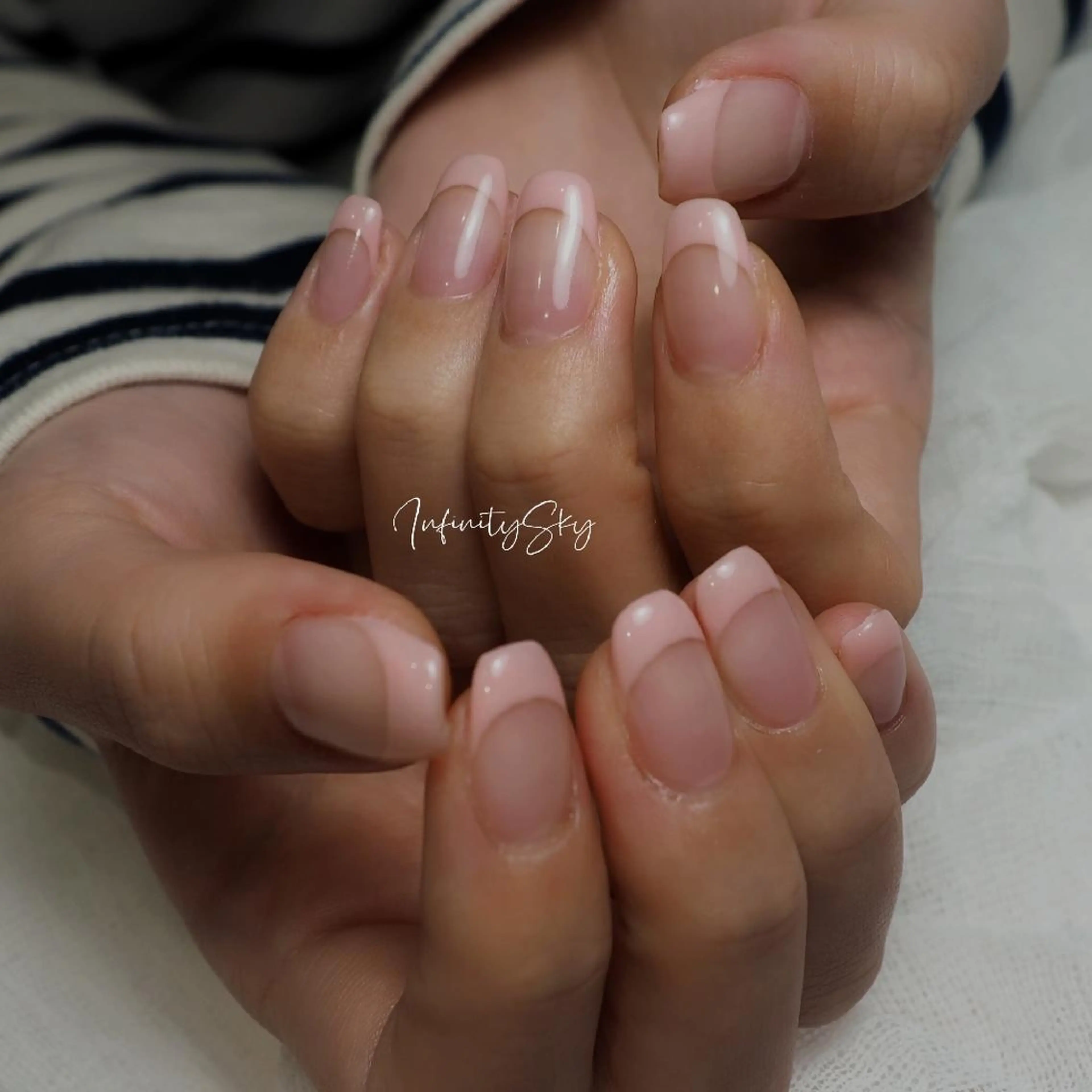 ネイル フレンチネイル ピンク ハンドネイル infinity skyのネイルデザイン