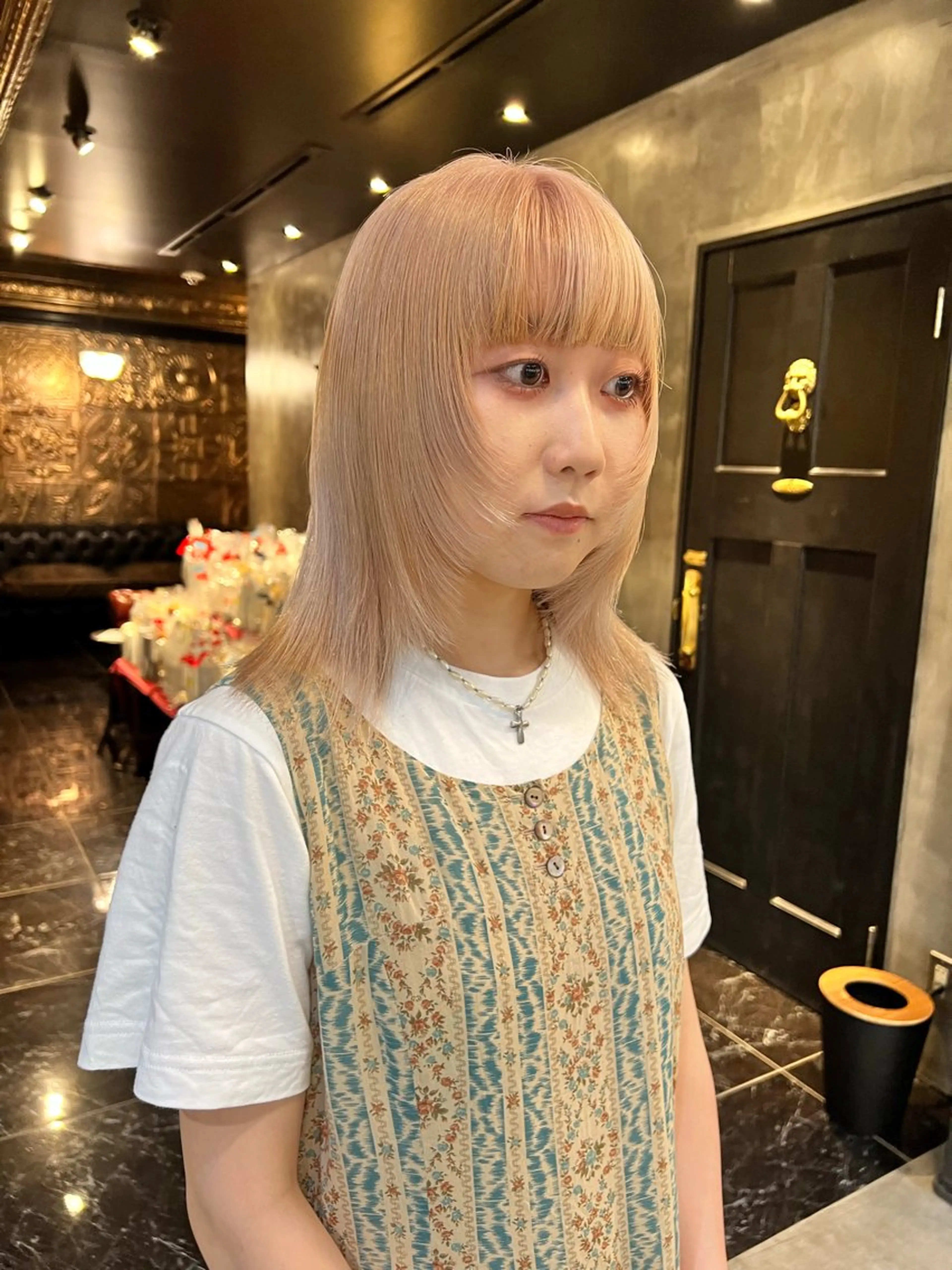 セミロング カラー カット ヘアカラー haco＋所属・圧倒的デザイン力 店長🎨RENAのヘアスタイル