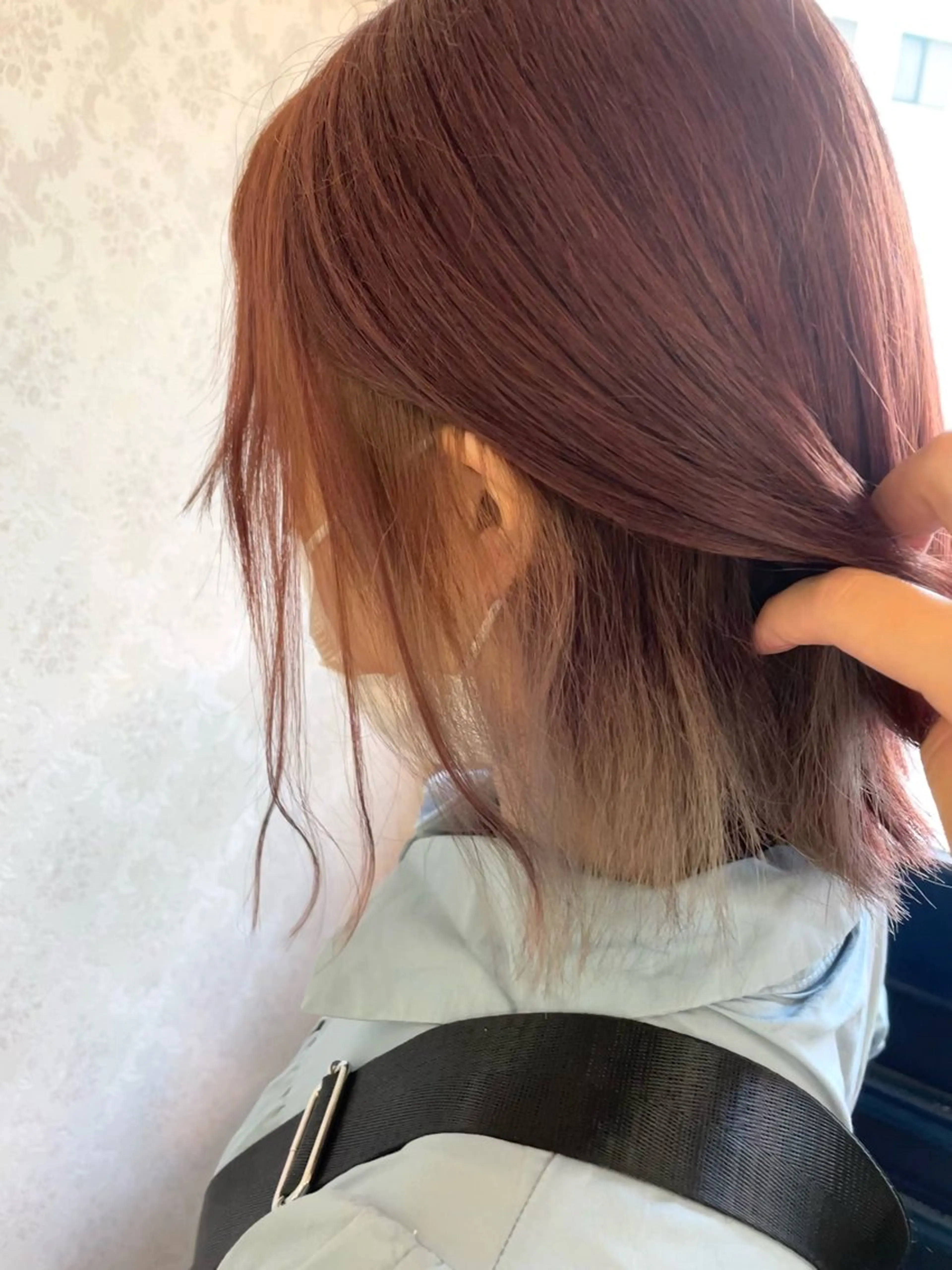 ショート カラー ヒヨシ ルナのヘアスタイル