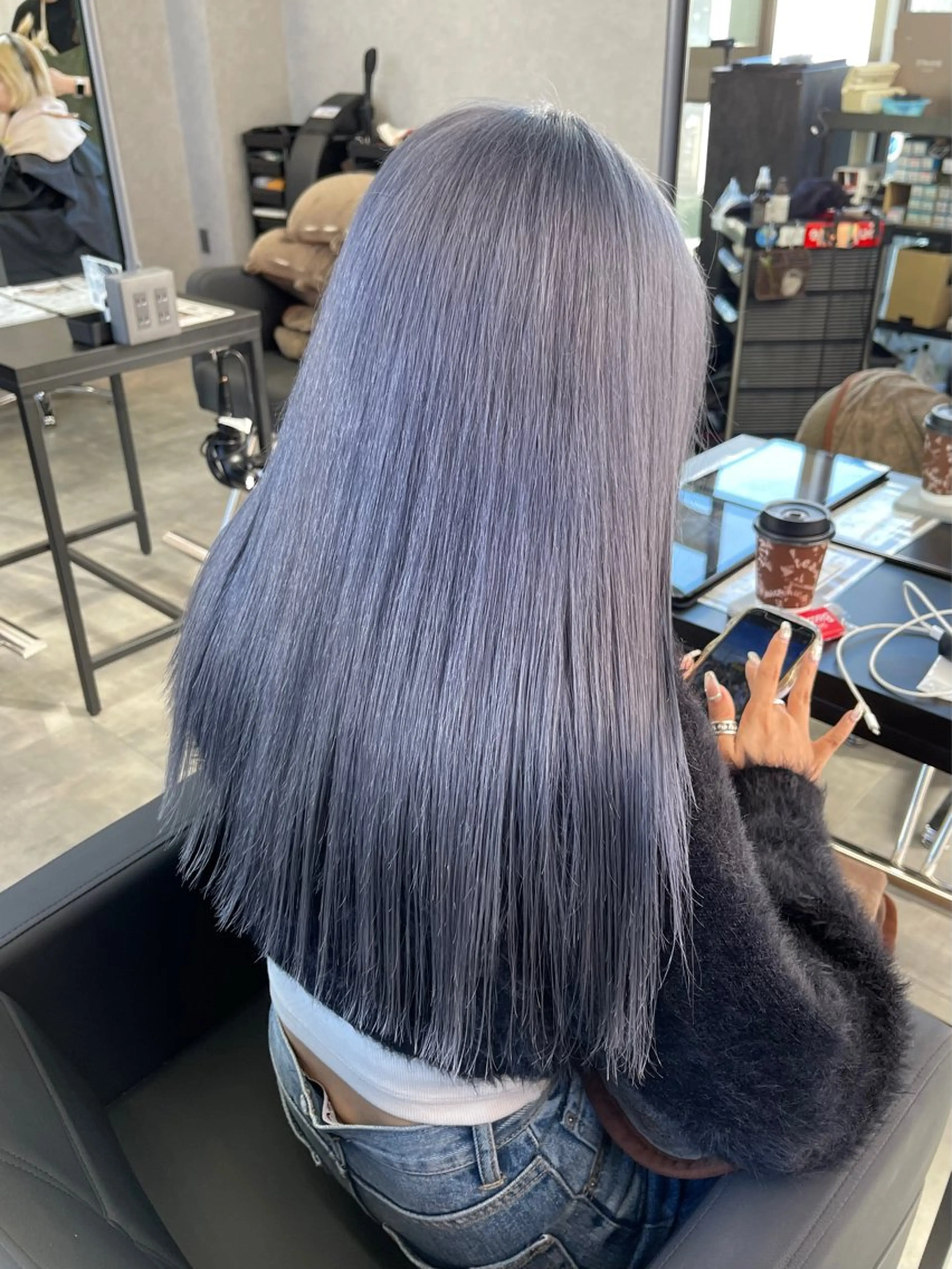 カラー CIEN gold所属・𝗮𝘆𝘂𝗺𝗶 ハイトーンカラー🎀のヘアスタイル