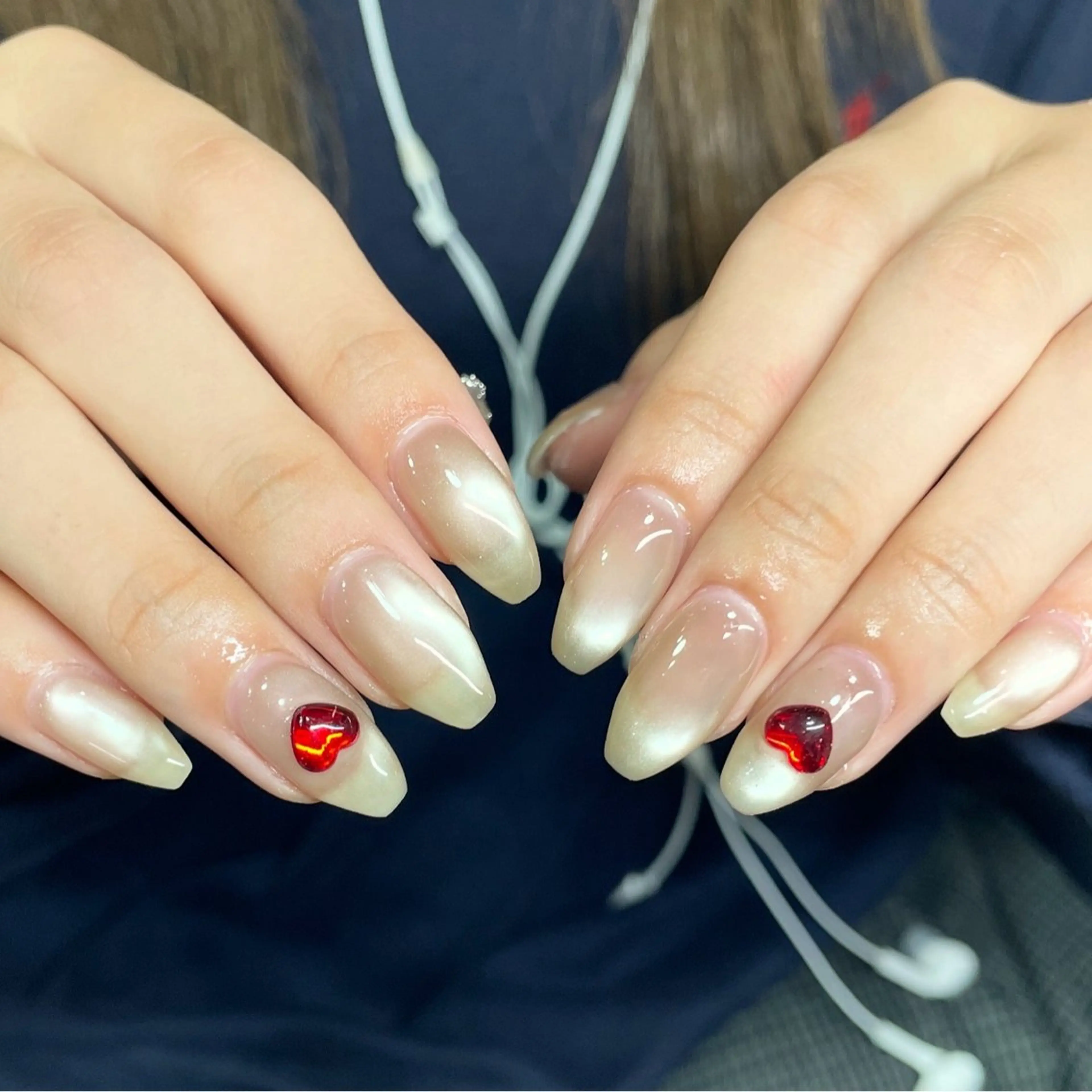 ネイル 氷ネイル・うるうるネイル マグネットネイル シンプルネイル ハンドネイル ハンドケア 🎀NAIL🎀 AI🪄︎︎◝✩のネイルデザイン
