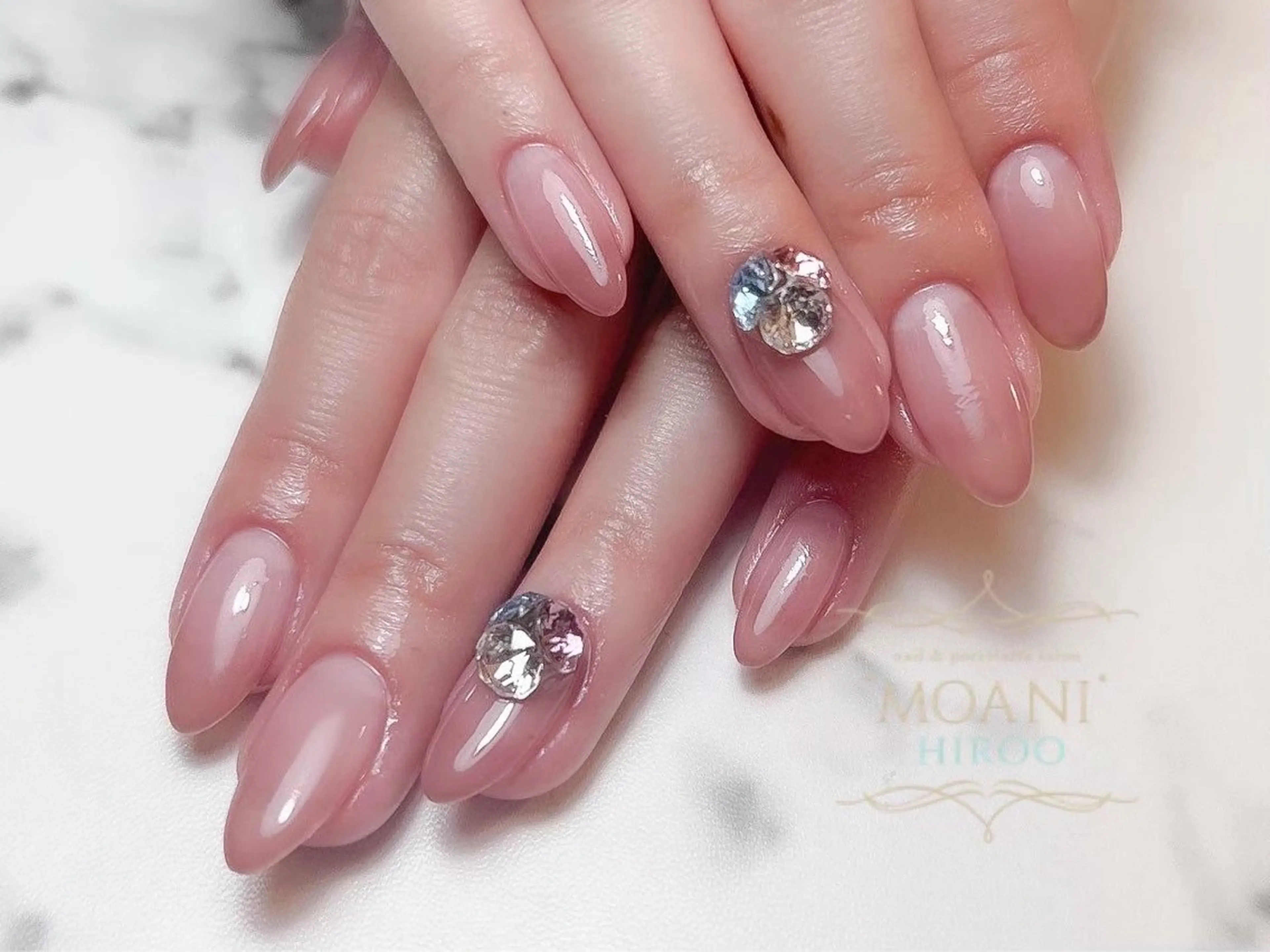 【オフあり】ワンカラー+ビジュー💎長持ちフィルイン💅🏻の写真