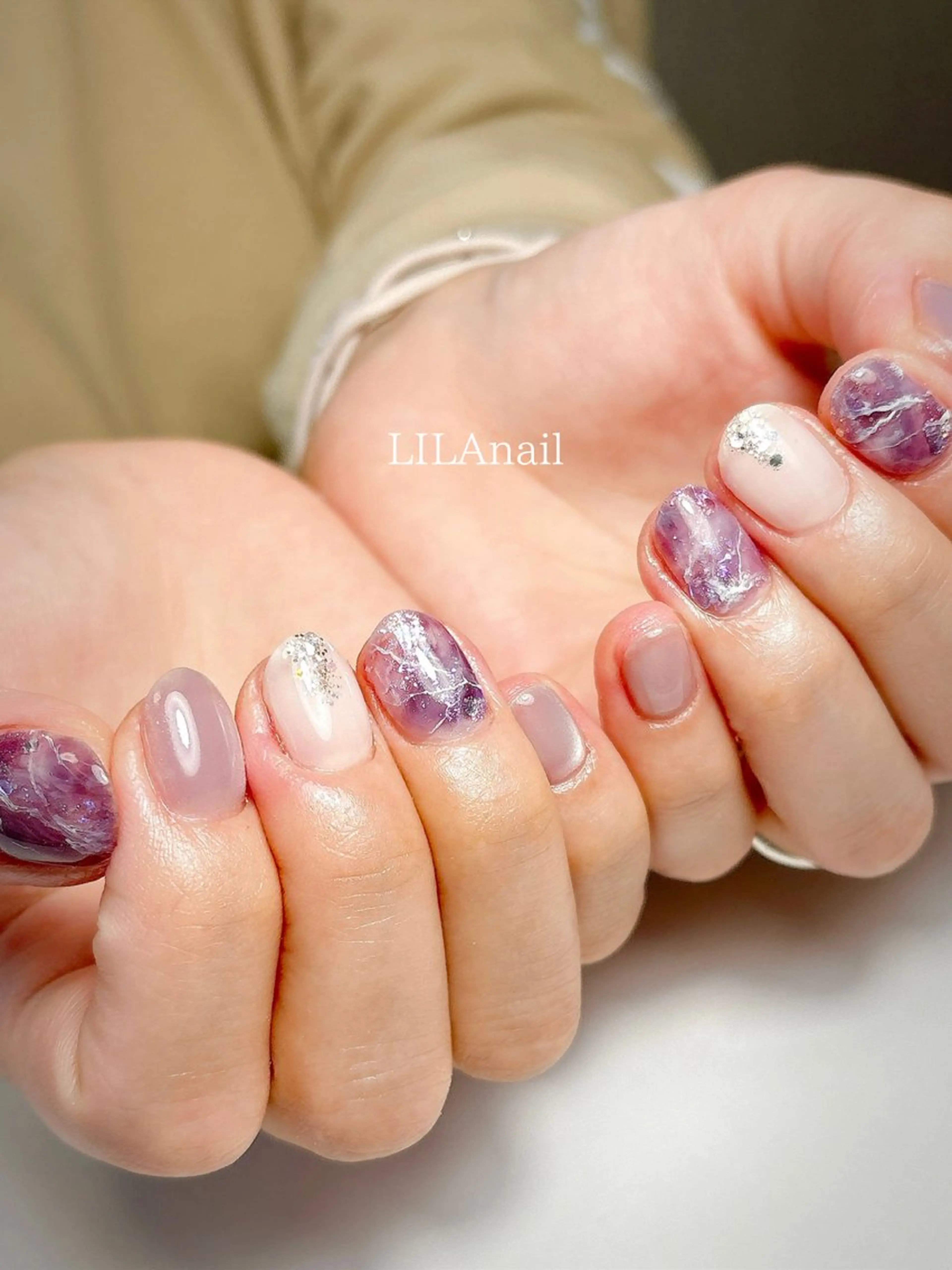 ネイル マグネットネイル Nail Salon LILAのネイルデザイン