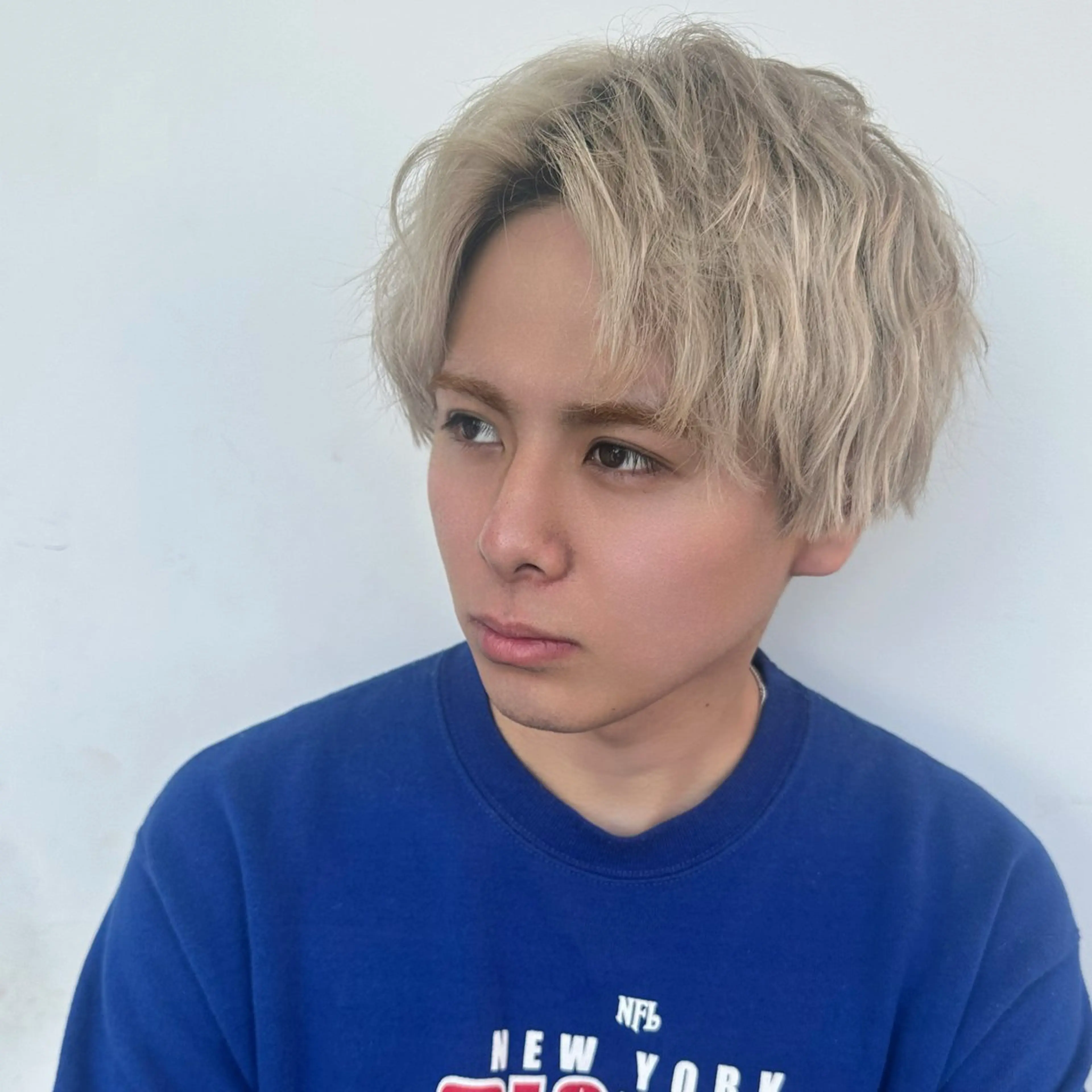 ショート カラー パーマ メンズ アップバング ダウンパーマ メンズハイトーン メンズパーマ メンズツイストパーマ メンズ支持No. 1 🥇メンズ特化吉田のヘアスタイル