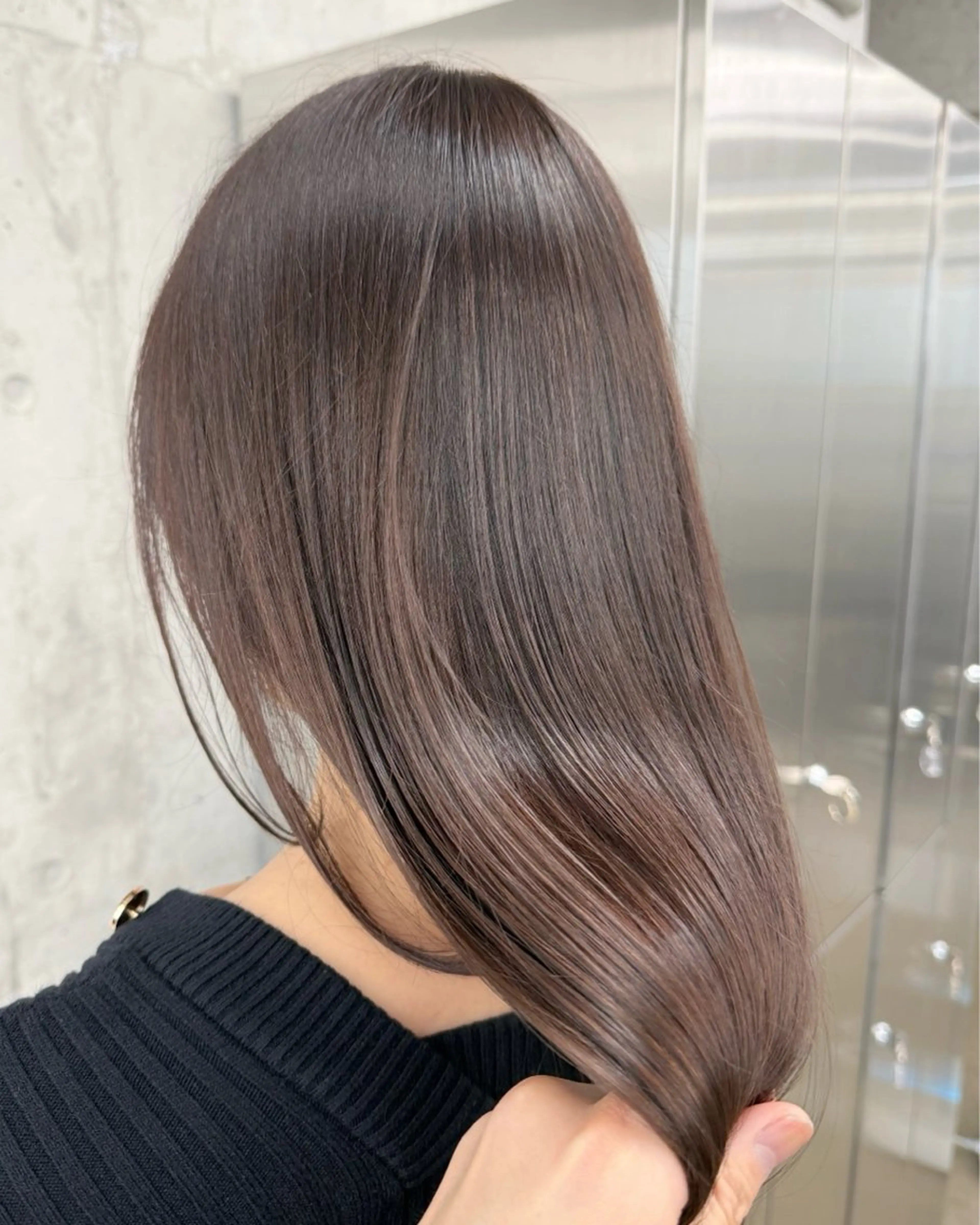 ロング カラー ラベンダーカラー カット ヘアカラー トリートメント 高橋大樹/グレージュ 透明感/髪質改善のヘアスタイル