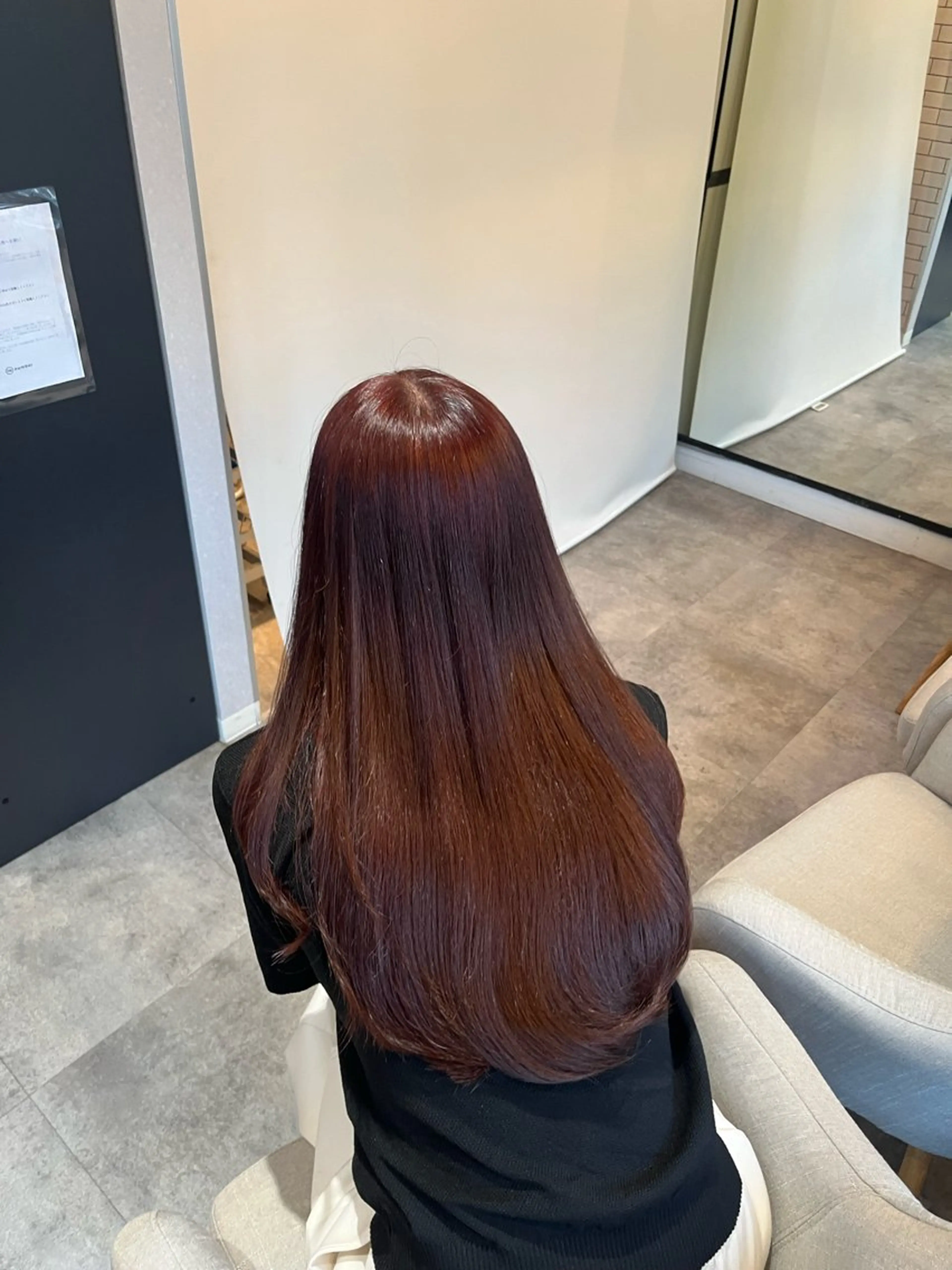 ブリーチなしダブルカラー＋デザインカット💇‍♀️＋ダメージケアトリートメント （暖色/寒色）の写真