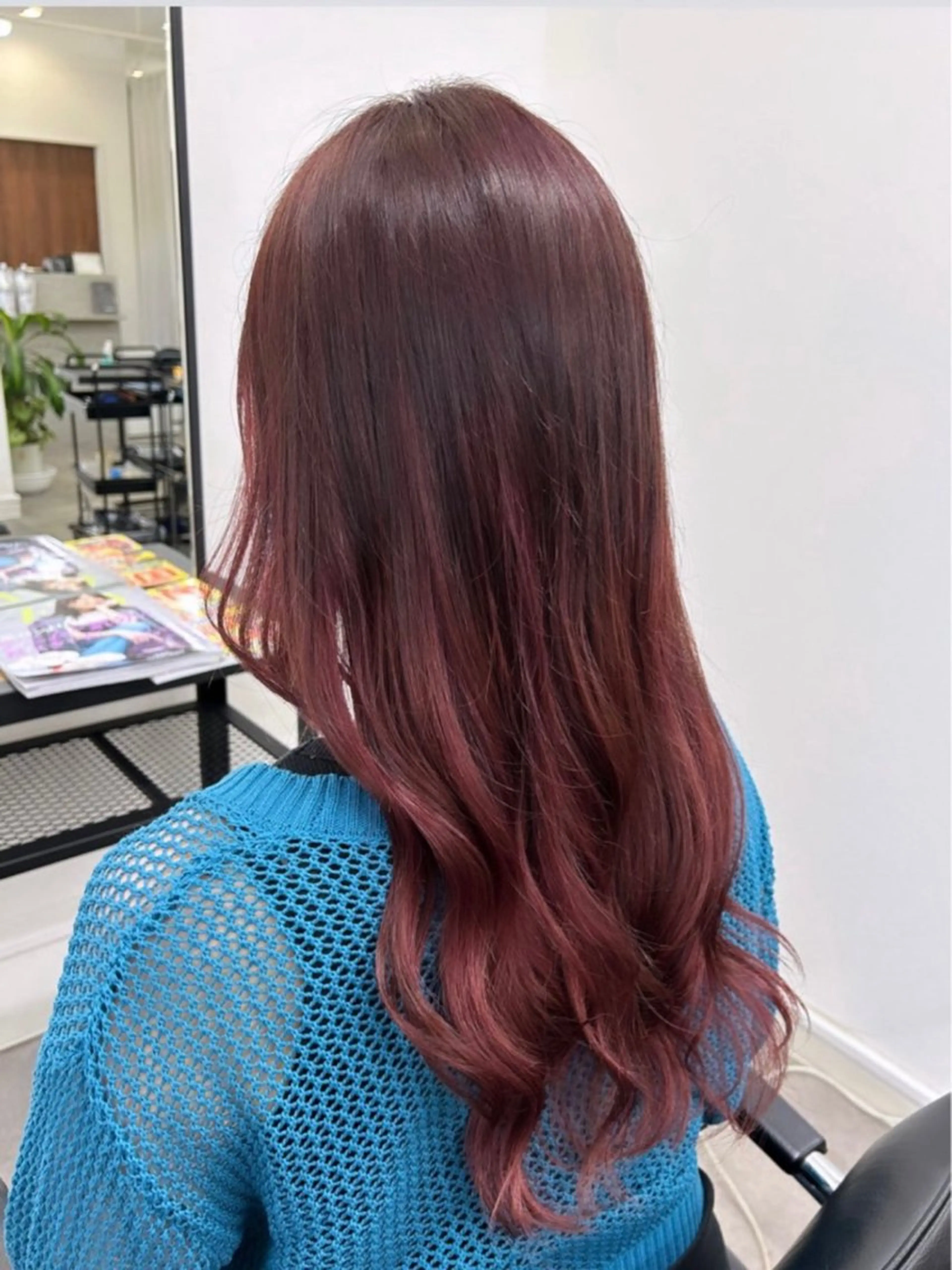 ロング カラー ambiance amiのヘアスタイル