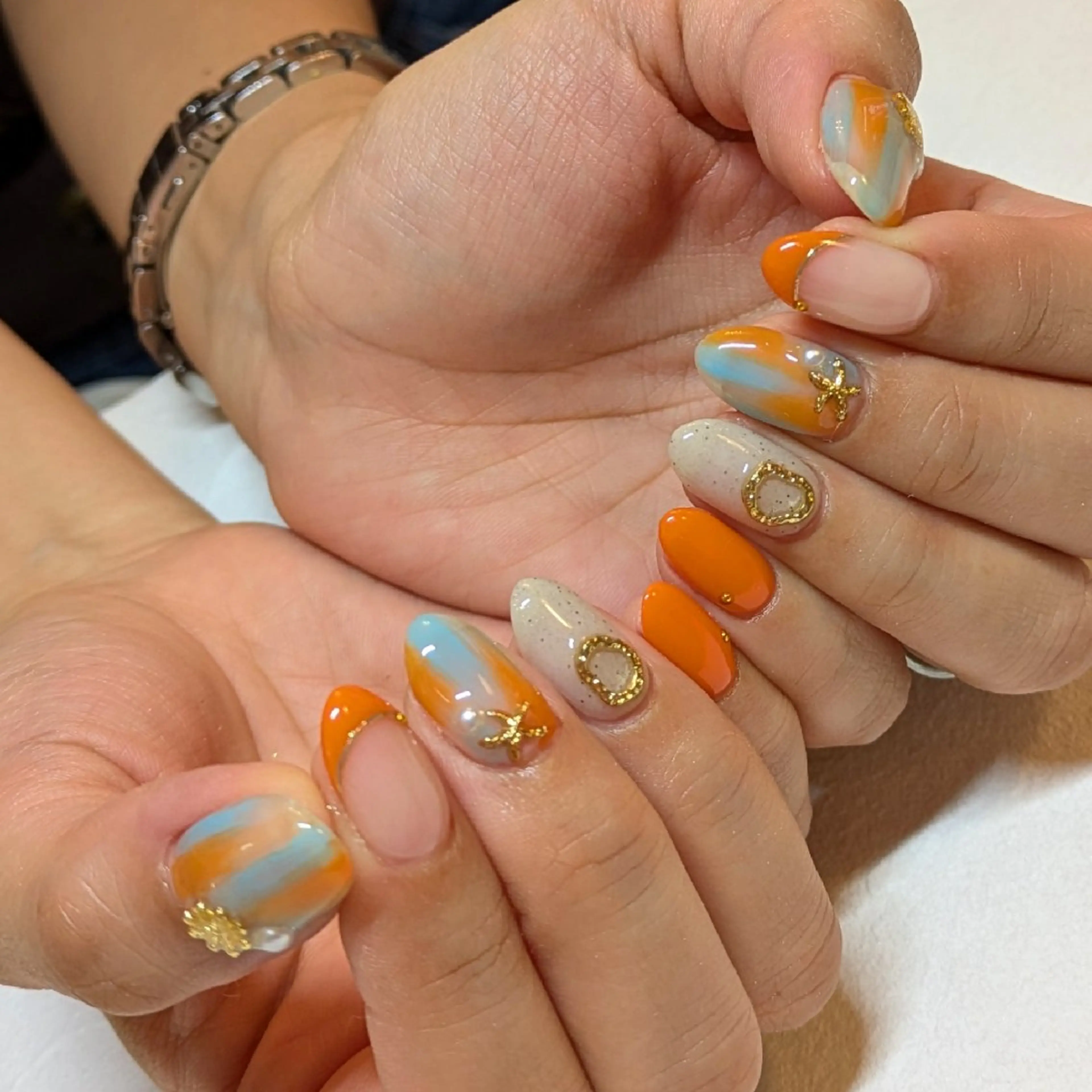 ネイル 夏ネイル ジェヌインネイル 河内のネイルデザイン