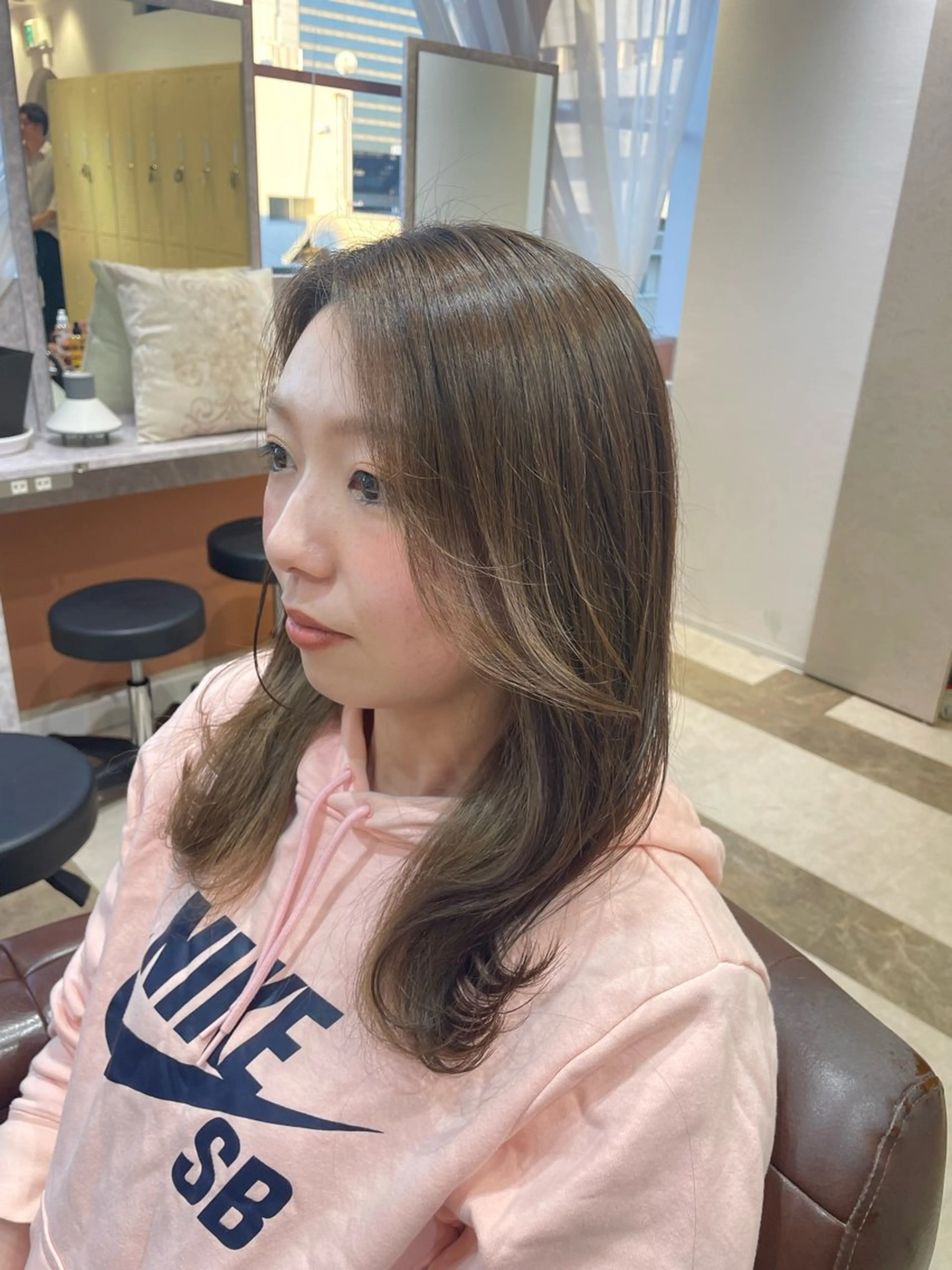 セミロング acroあべの店所属・🧸顔周りカット /透明感🎀のヘアスタイル