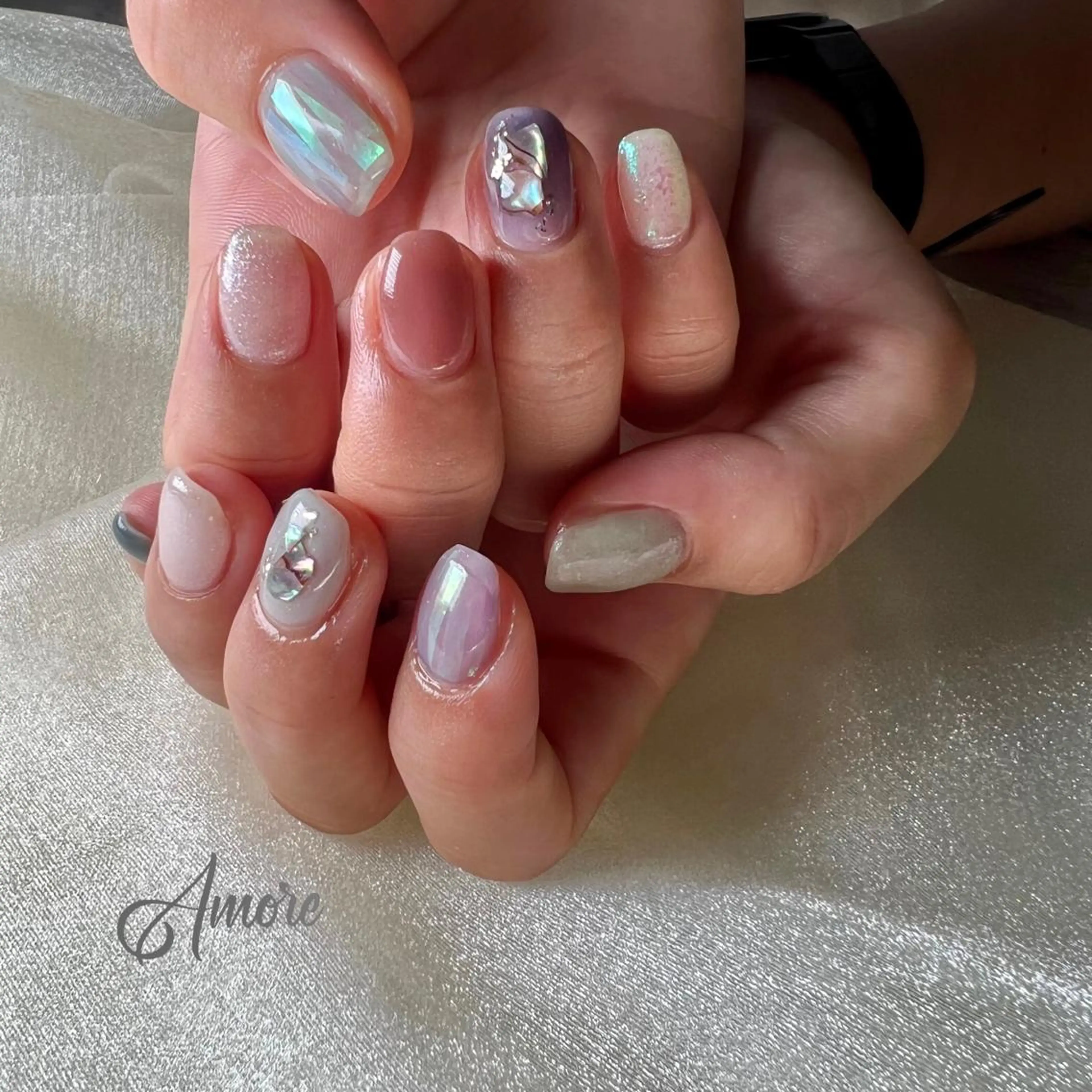 ネイル ジェルネイル 氷ネイル・うるうるネイル マグネットネイル ミラーネイル ニュアンスネイル You kyehwaのネイルデザイン