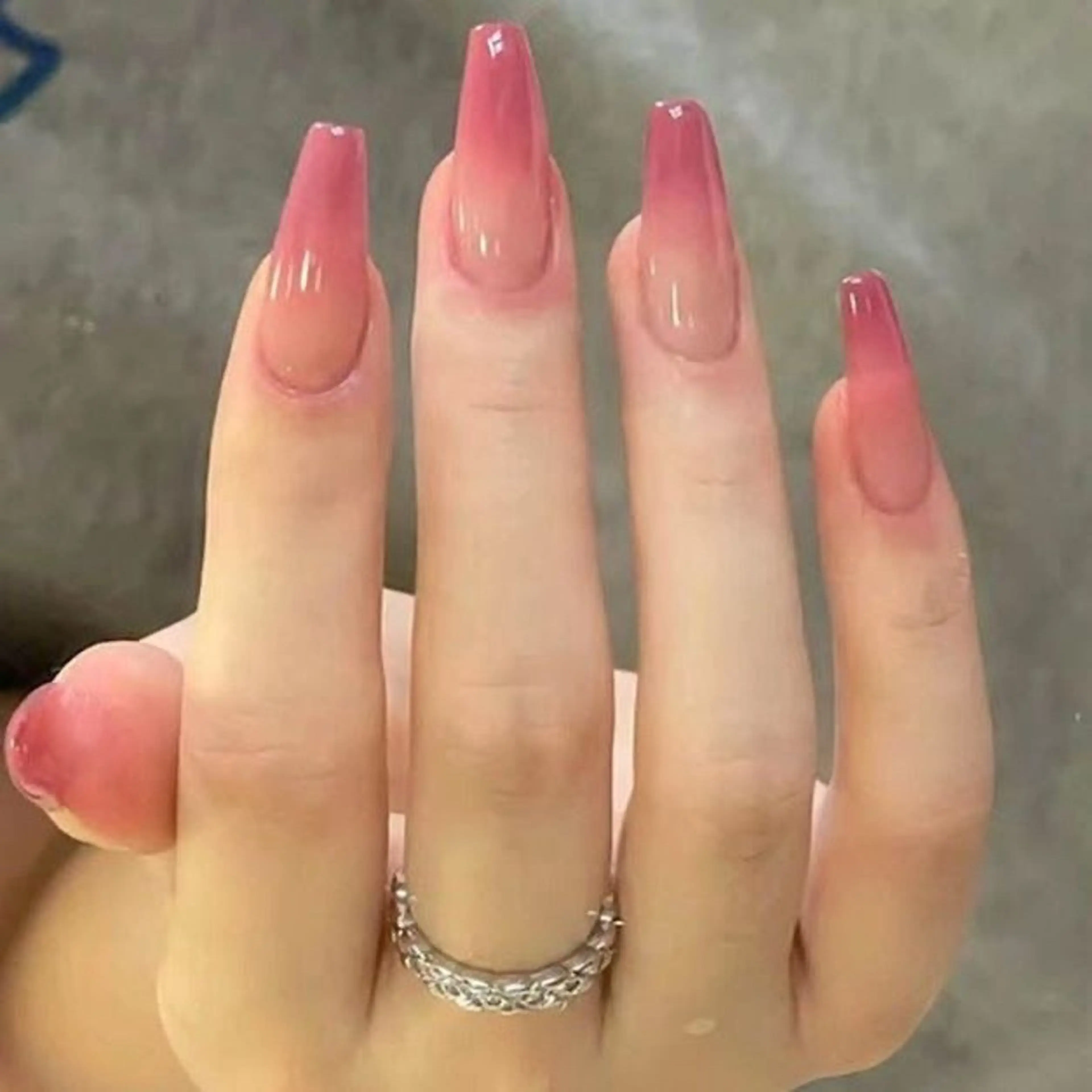 ネイル ハンドネイル EMI ANA.CHUOのネイルデザイン