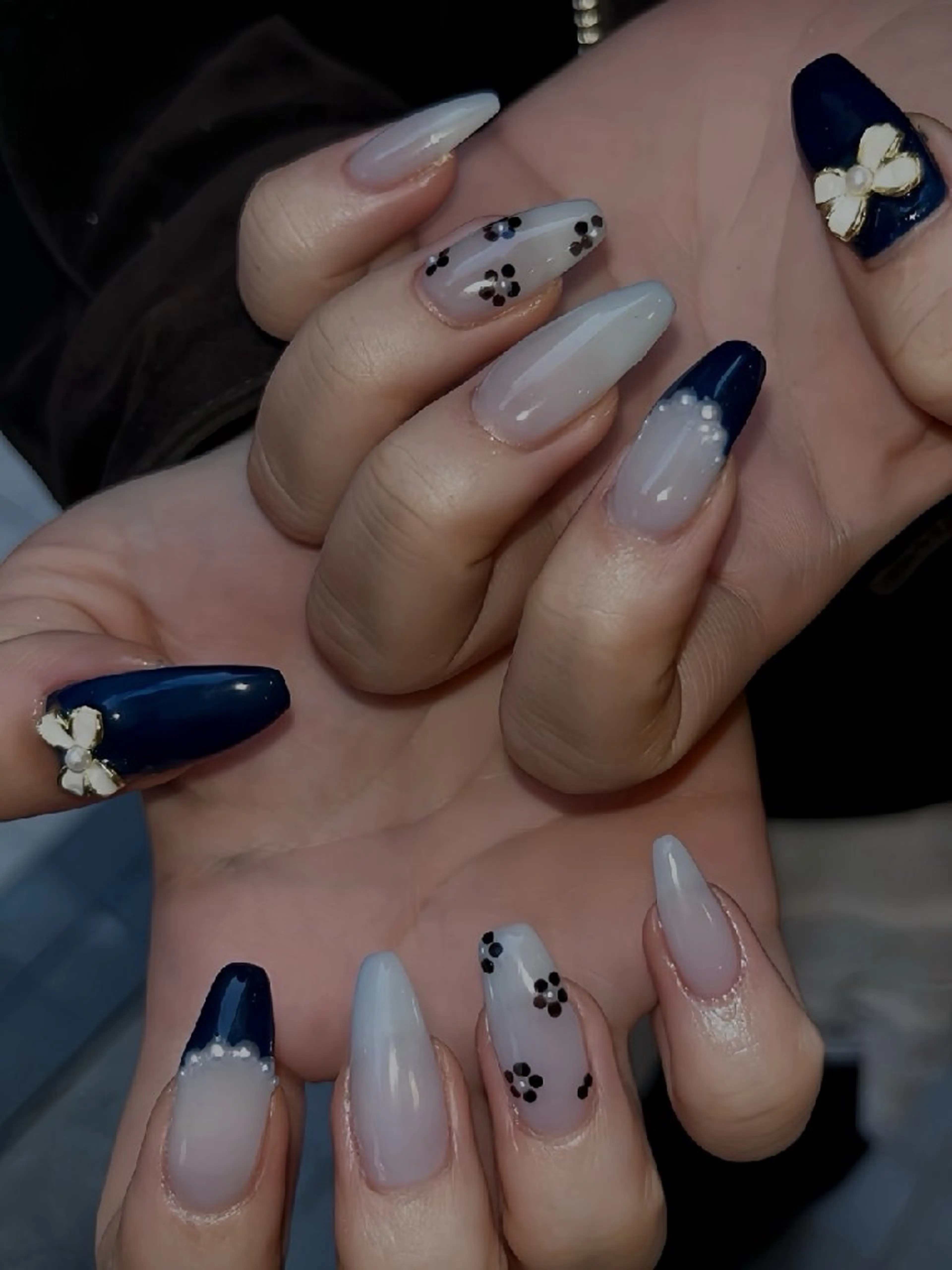 ネイル ハンドネイル LABEL TAKARAのネイルデザイン