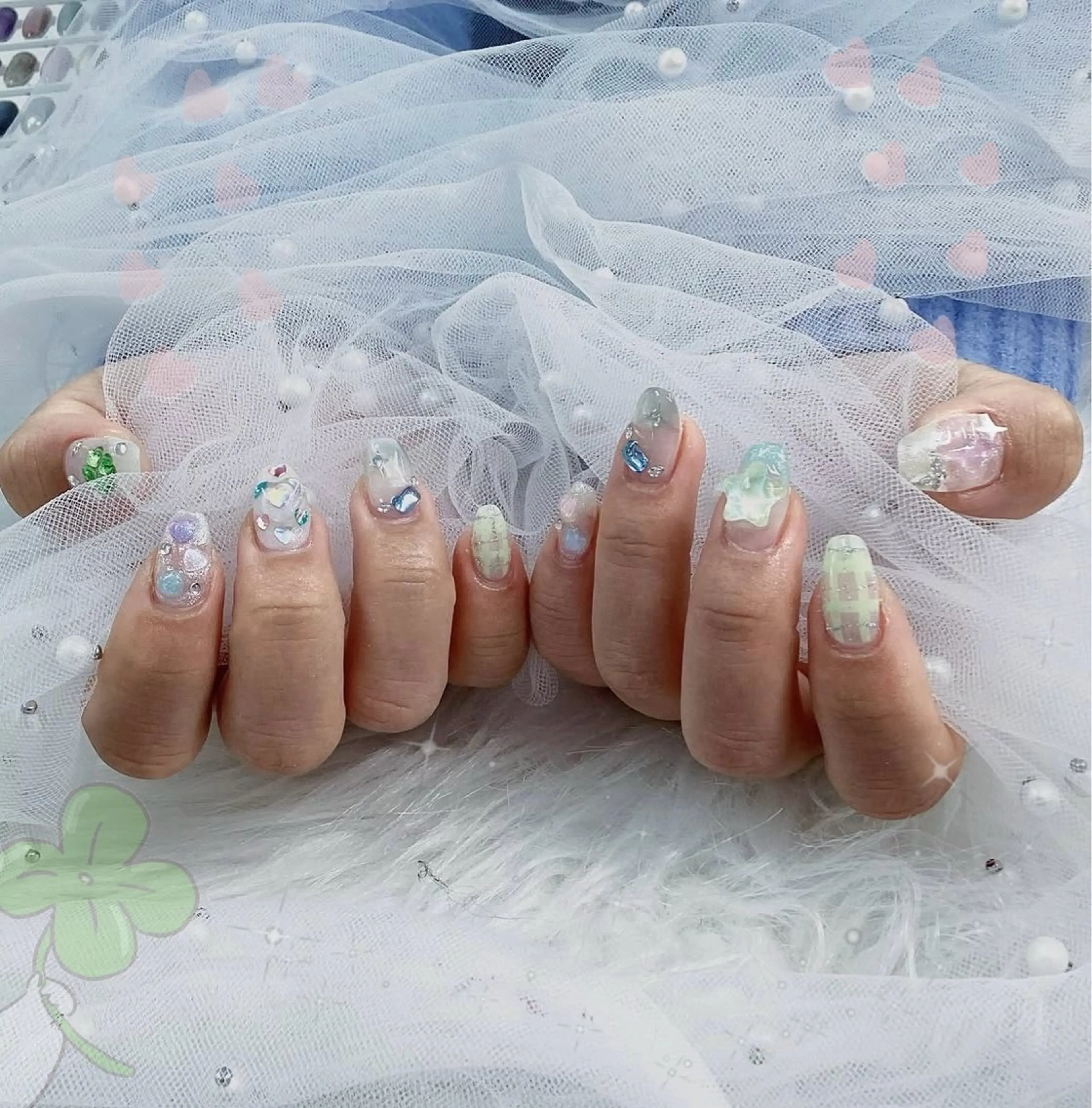 ネイル Yudia🩵 Yuiのネイルデザイン