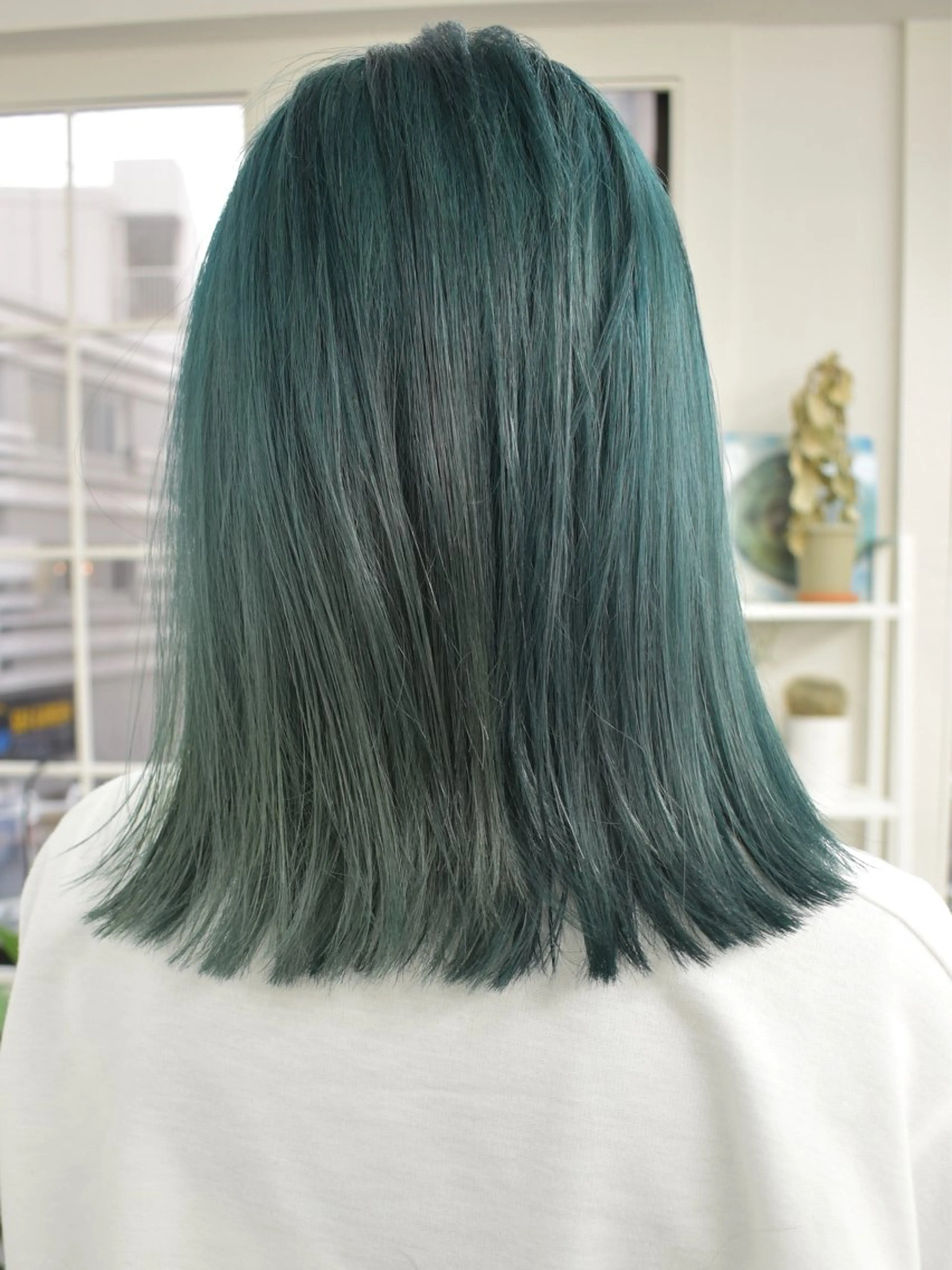 ミディアム カラー ヘアカラー トリートメント レイヤーボブ/ 艶カラー/サナ🌼のヘアスタイル