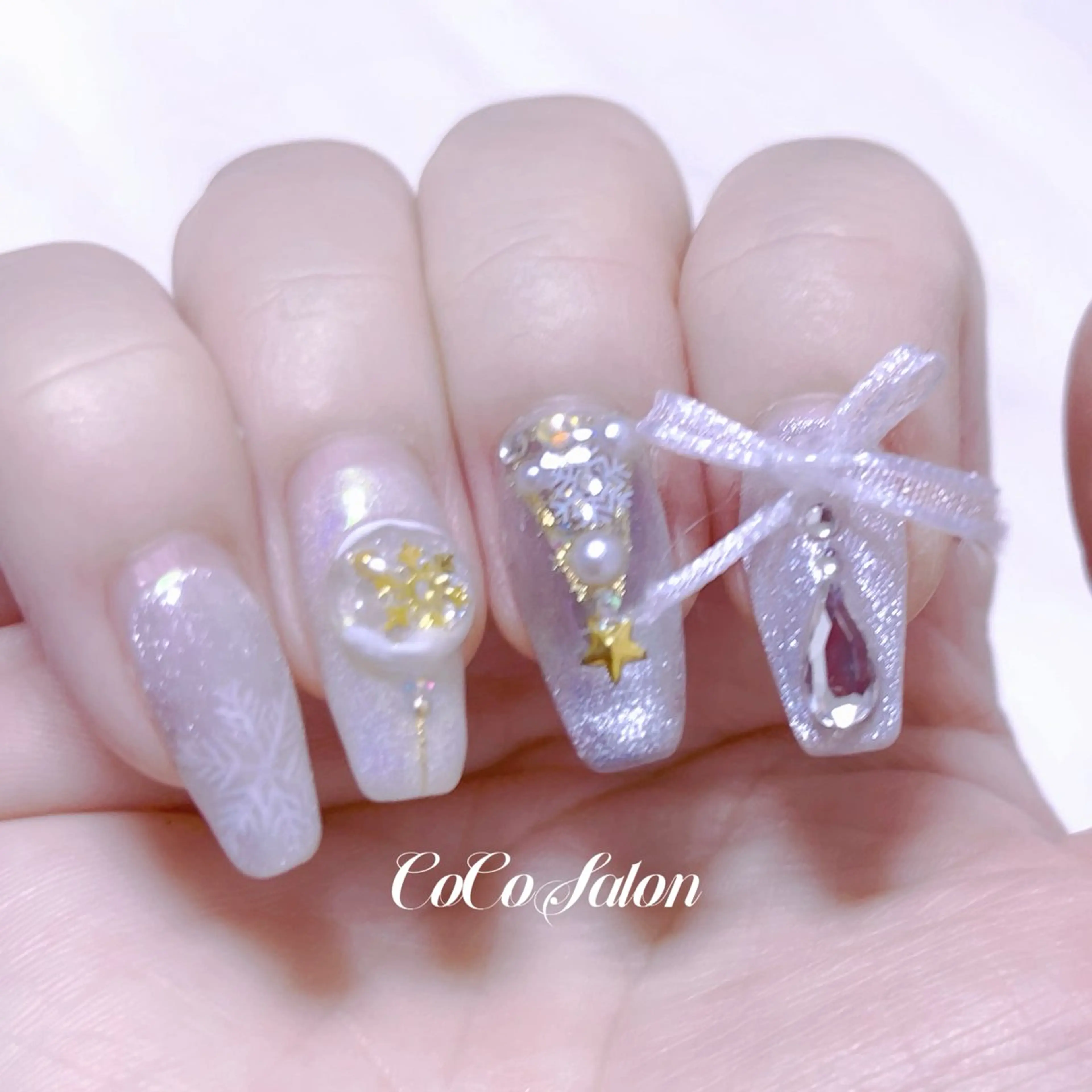 ネイル 冬ネイル クリスマス ハンドネイル CoCoSalon ネイル/まつ毛予約のネイルデザイン