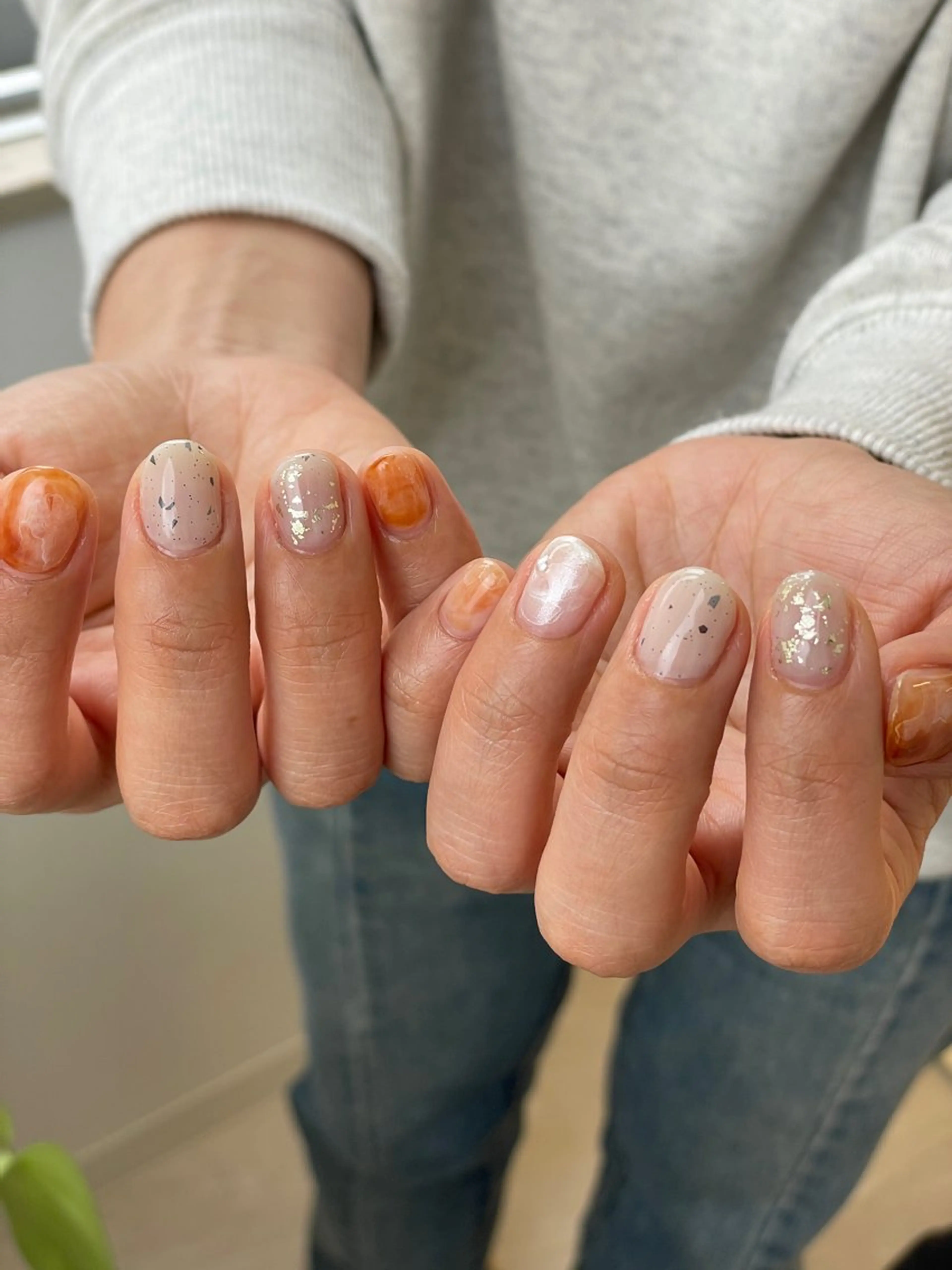 ネイル ジェルネイル マグネットネイル ニュアンスネイル パラジェル ハンドネイル ネイルサロンhotori所属・ネイルサロン hotoriのネイルデザイン