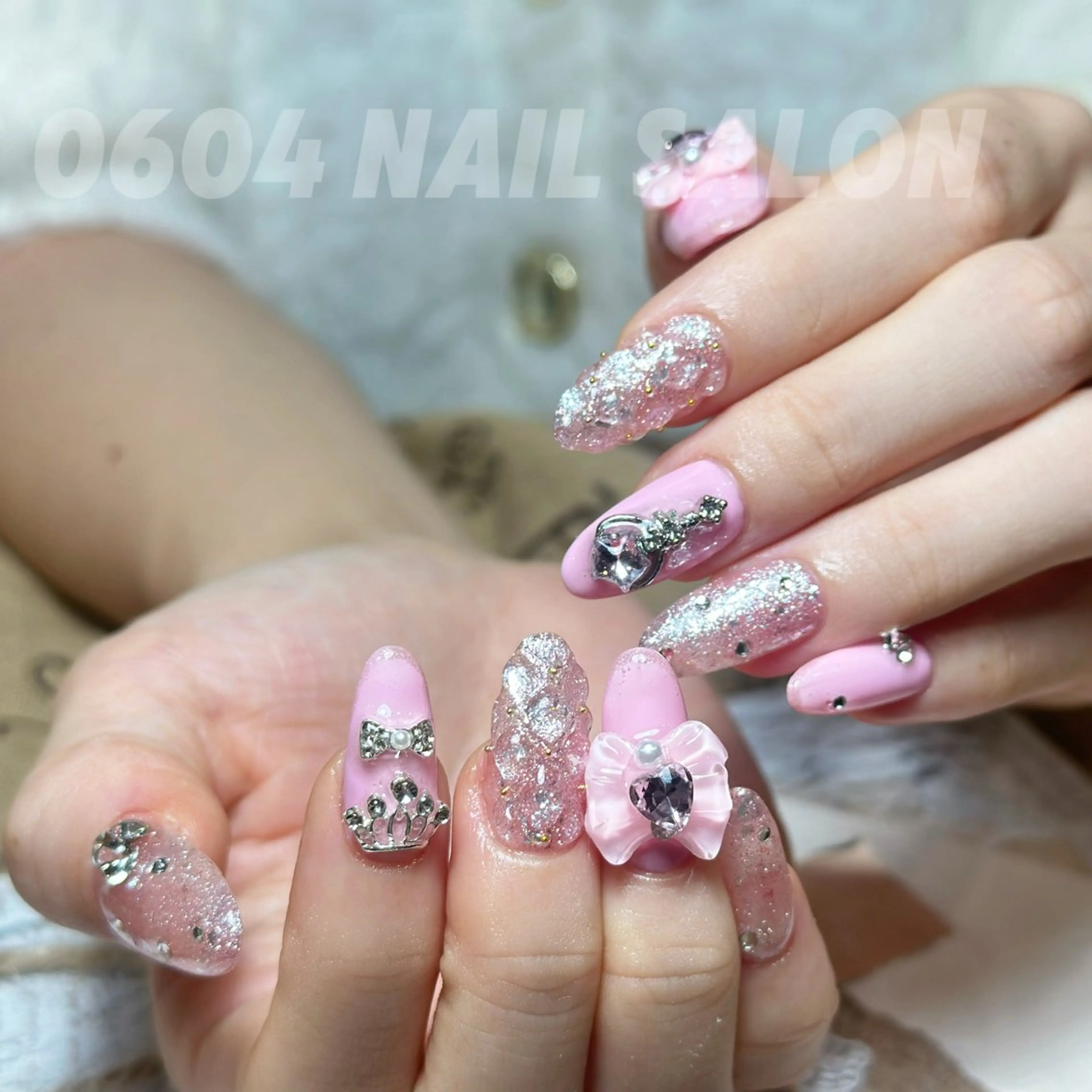 ネイル ishiro 🍂のネイルデザイン