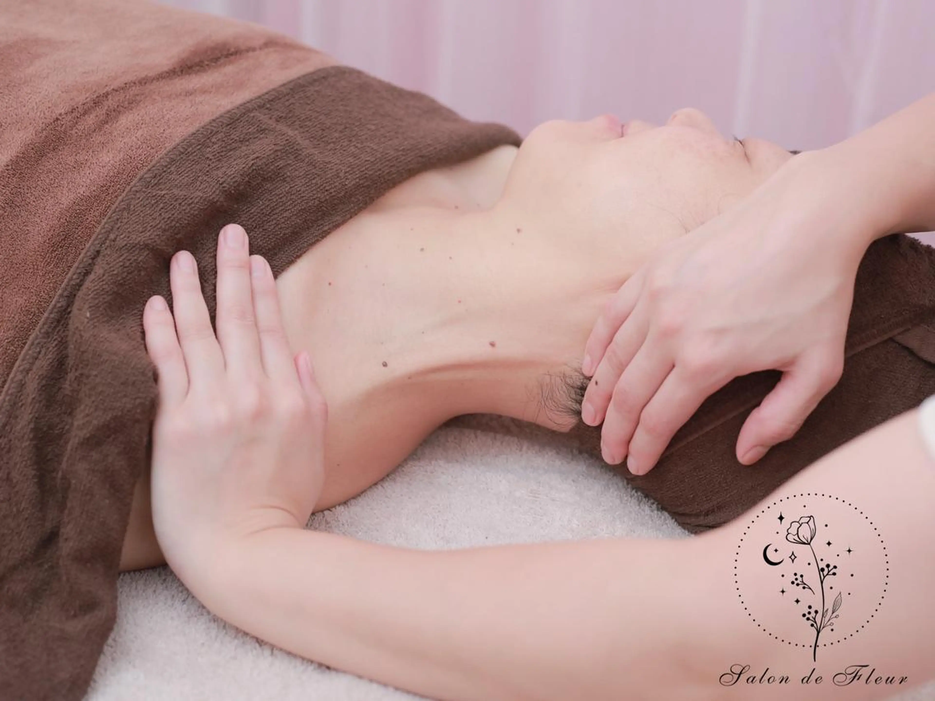 エステ リラク Salon de Fleur所属・オールハンド専門店 サロンドフルールのエステ・リラクイメージ