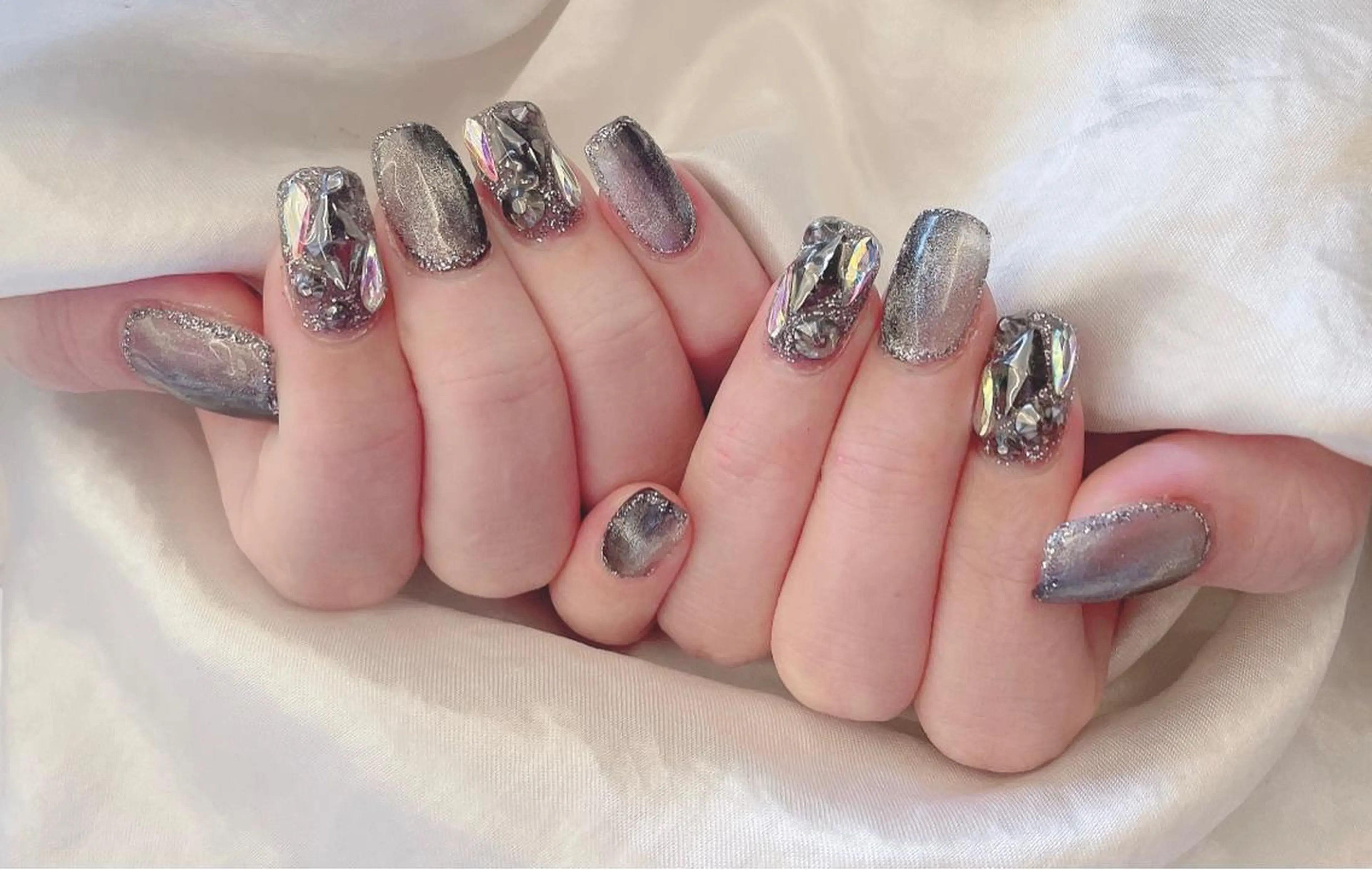 ネイル D-BEAUTY Nailsalonのネイルデザイン