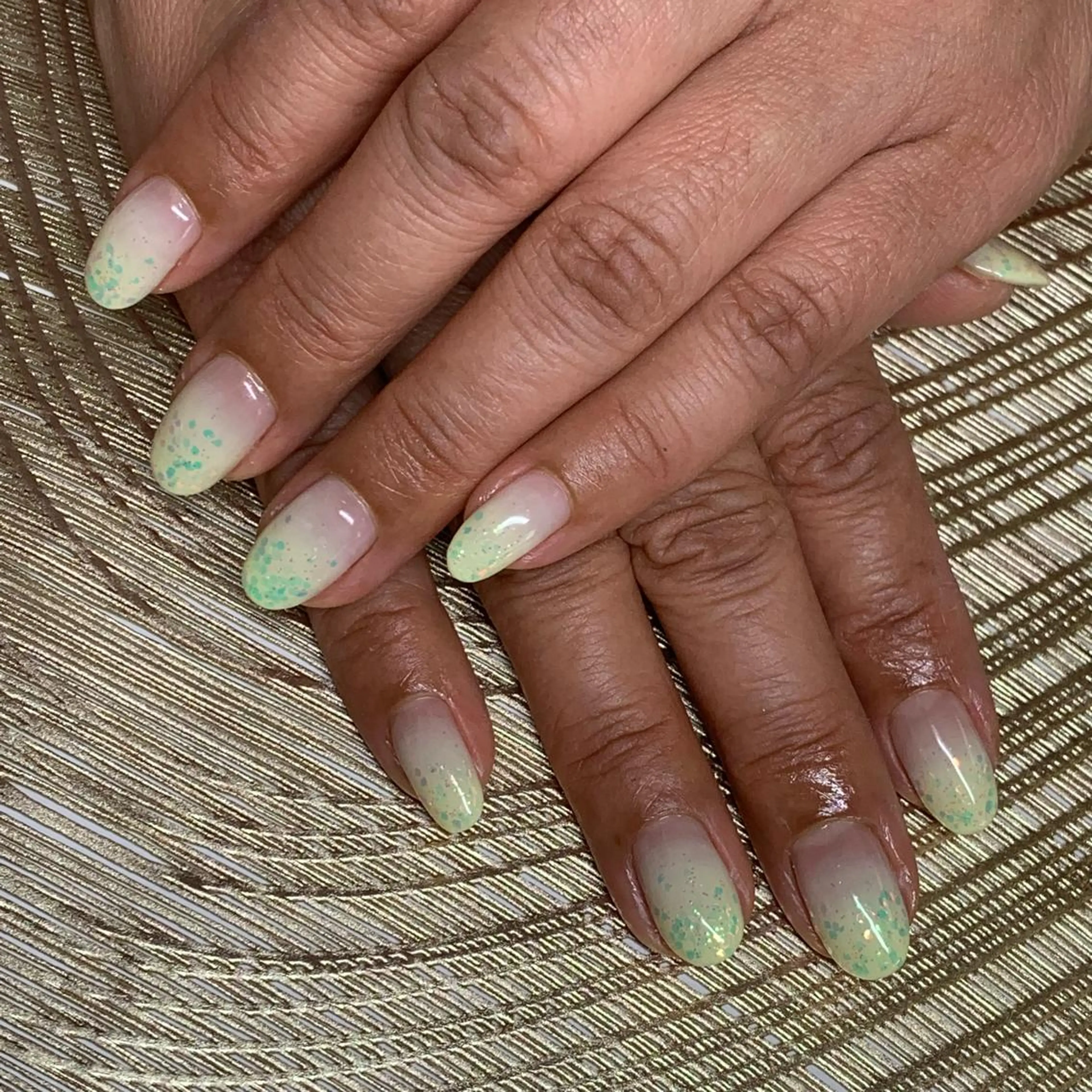 ネイル ハンドネイル καρδιά -ｶﾙﾃﾞｨｱ-のネイルデザイン