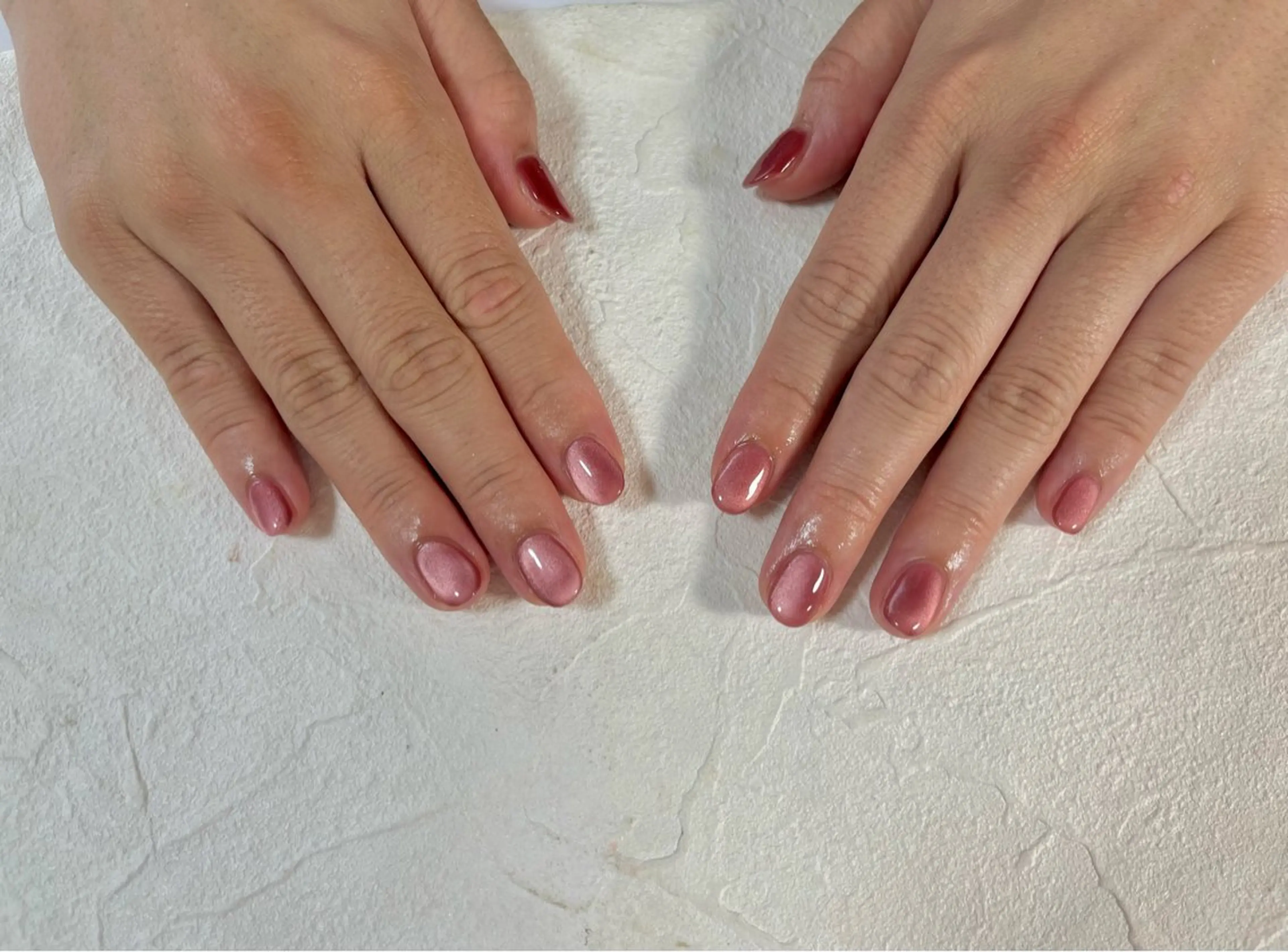 ネイル オーロラネイル フットネイル フレンチネイル ジェルネイル マグネットネイル kiki nail たまプラーザのネイルデザイン